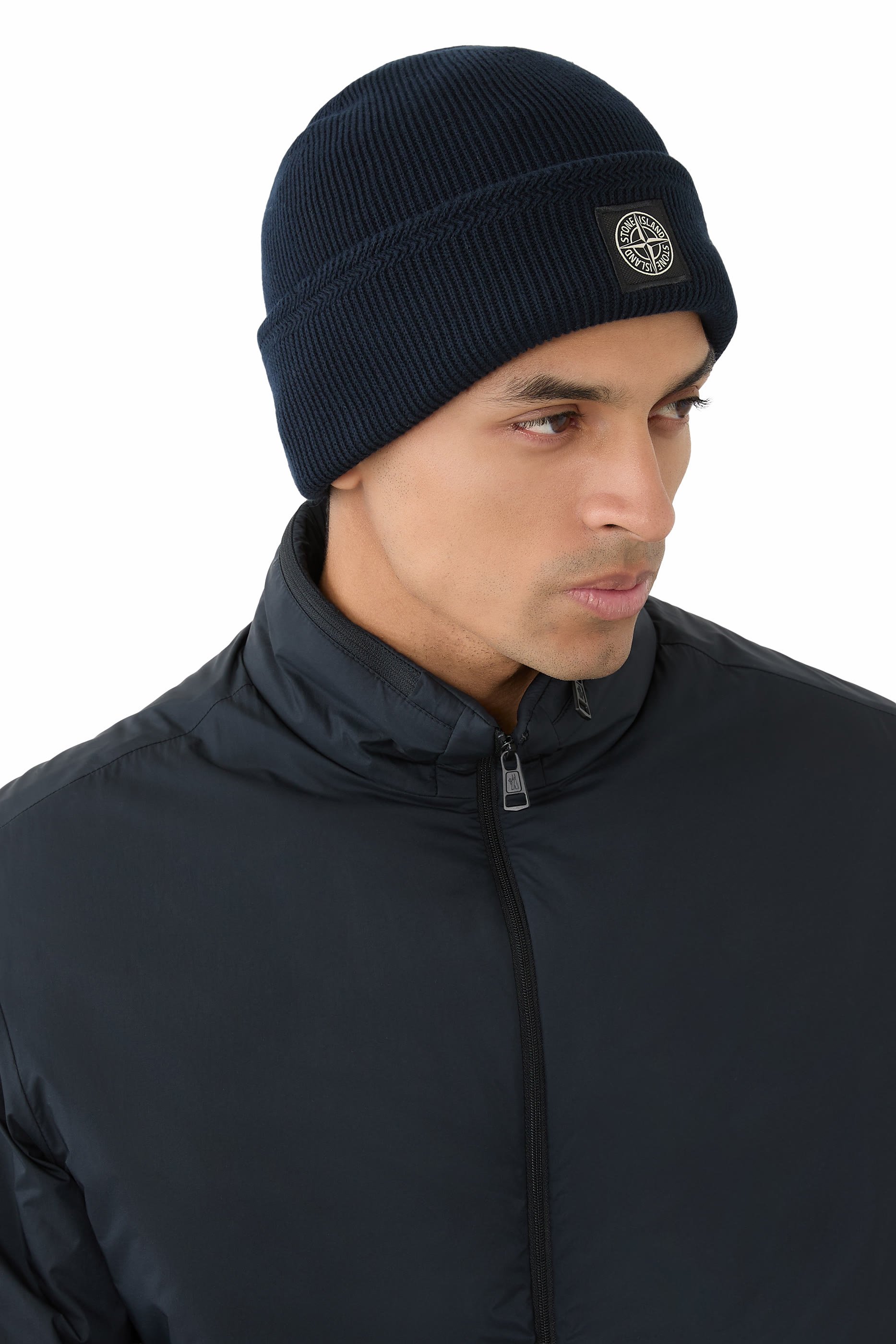 قبعة بيني مضلعة قطن عضوي ناعم