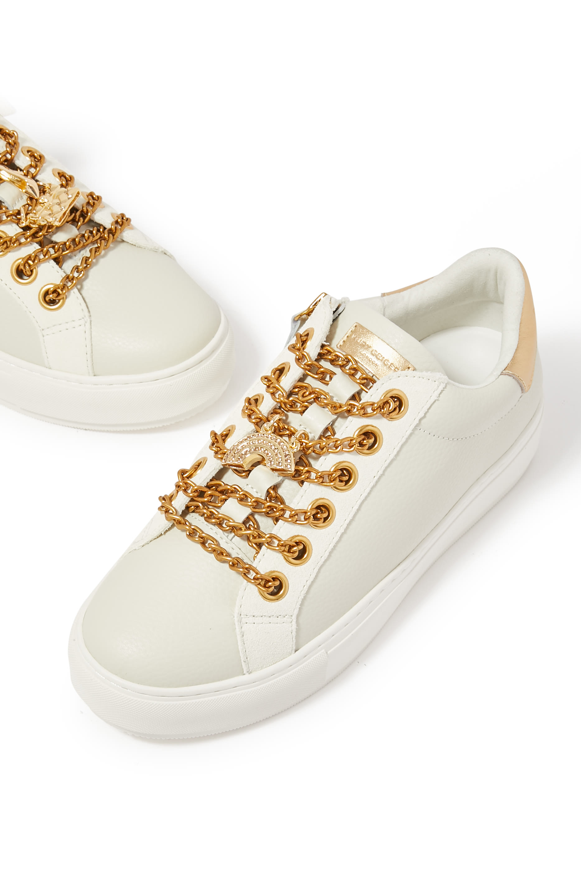 سنيكرز لاني بحلي