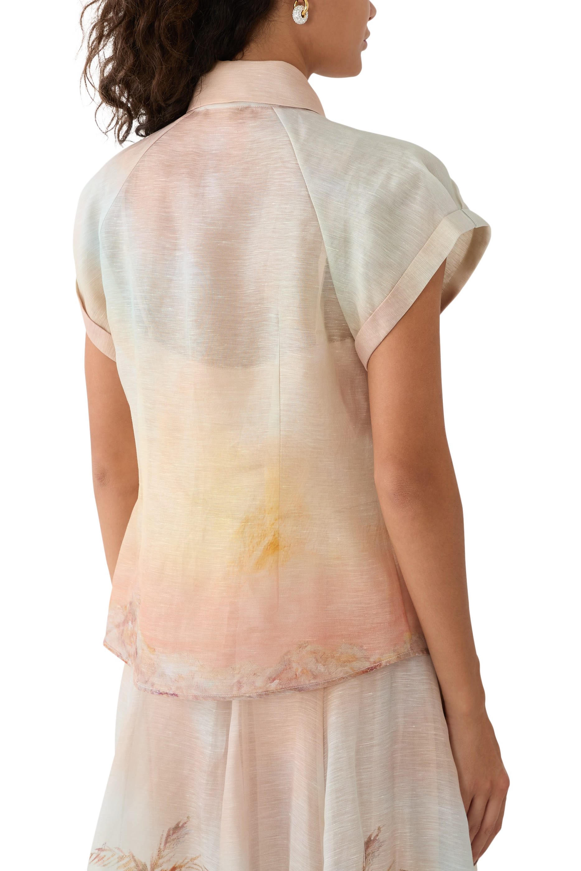 بلوزة ايلومينيت بقصة ضيقة