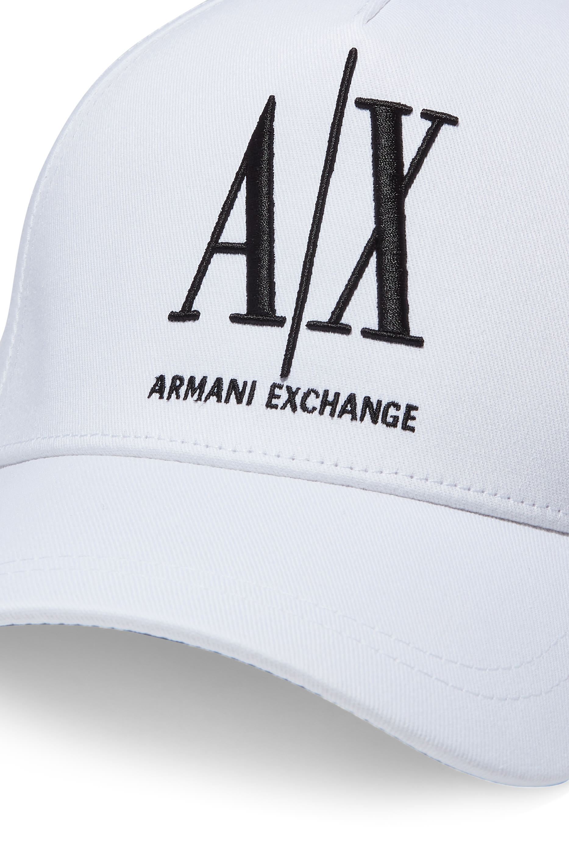 كاب بيسبول بشعار الماركة