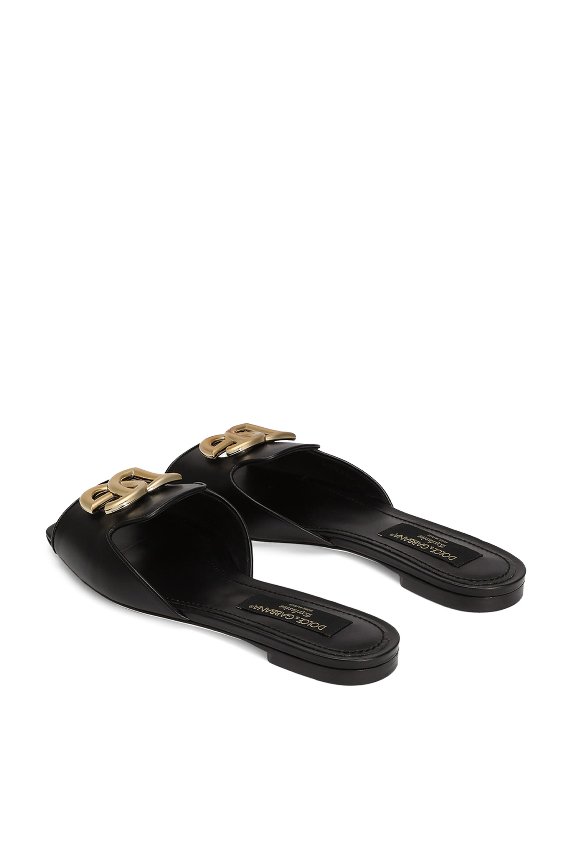 صندل خفيف بشعار الماركة