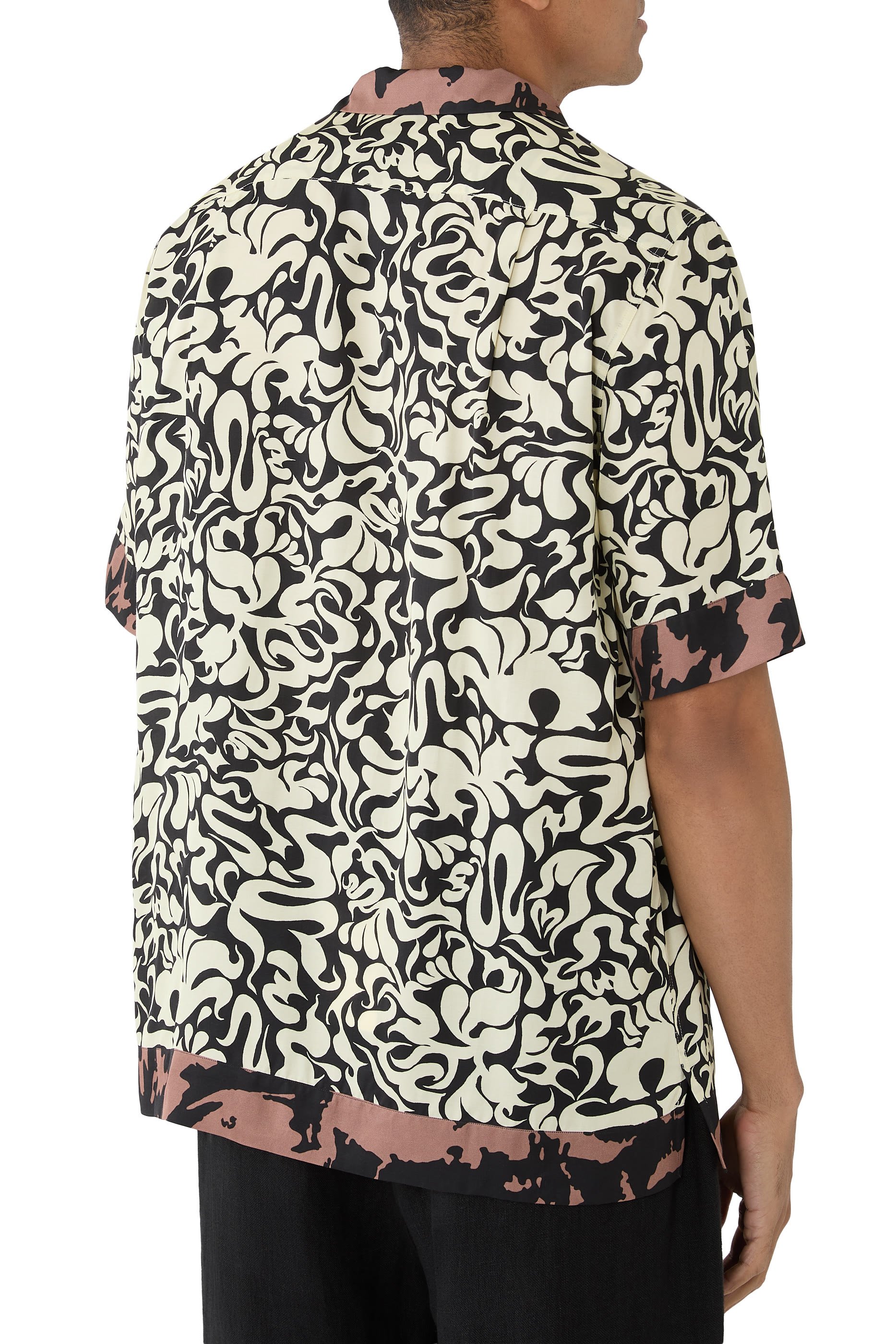 قميص كارلتون