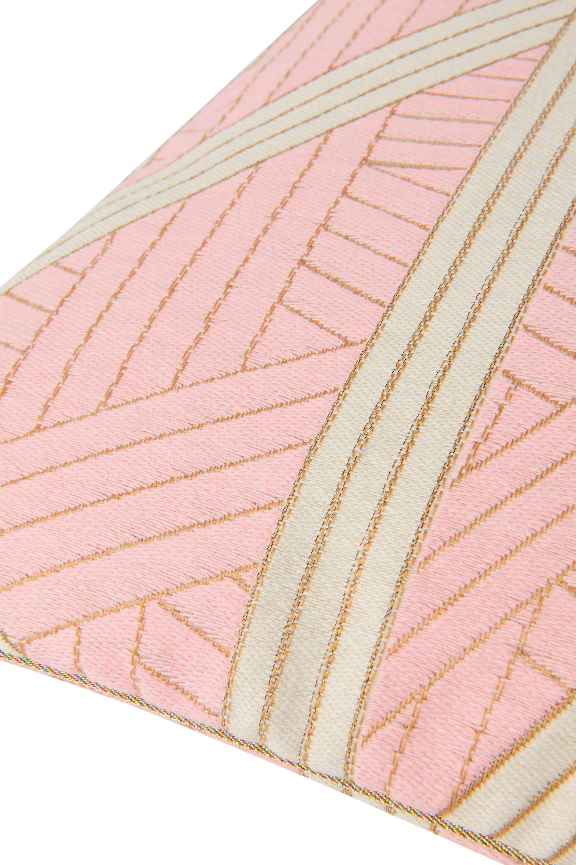 وسادة ناستري بحياكة