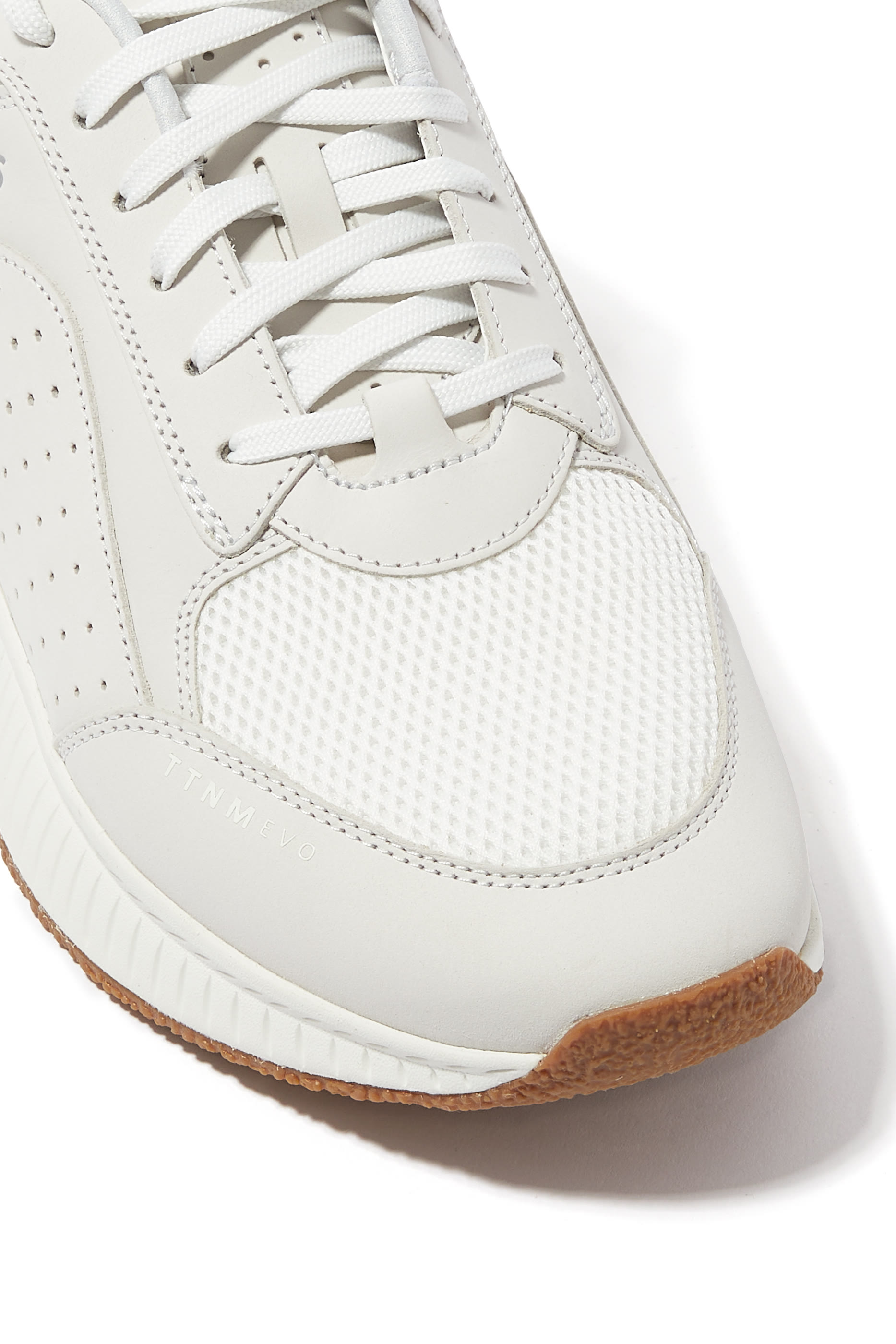 سنيكرز تي تي ان ام ايفو جلد وقماش شبكي