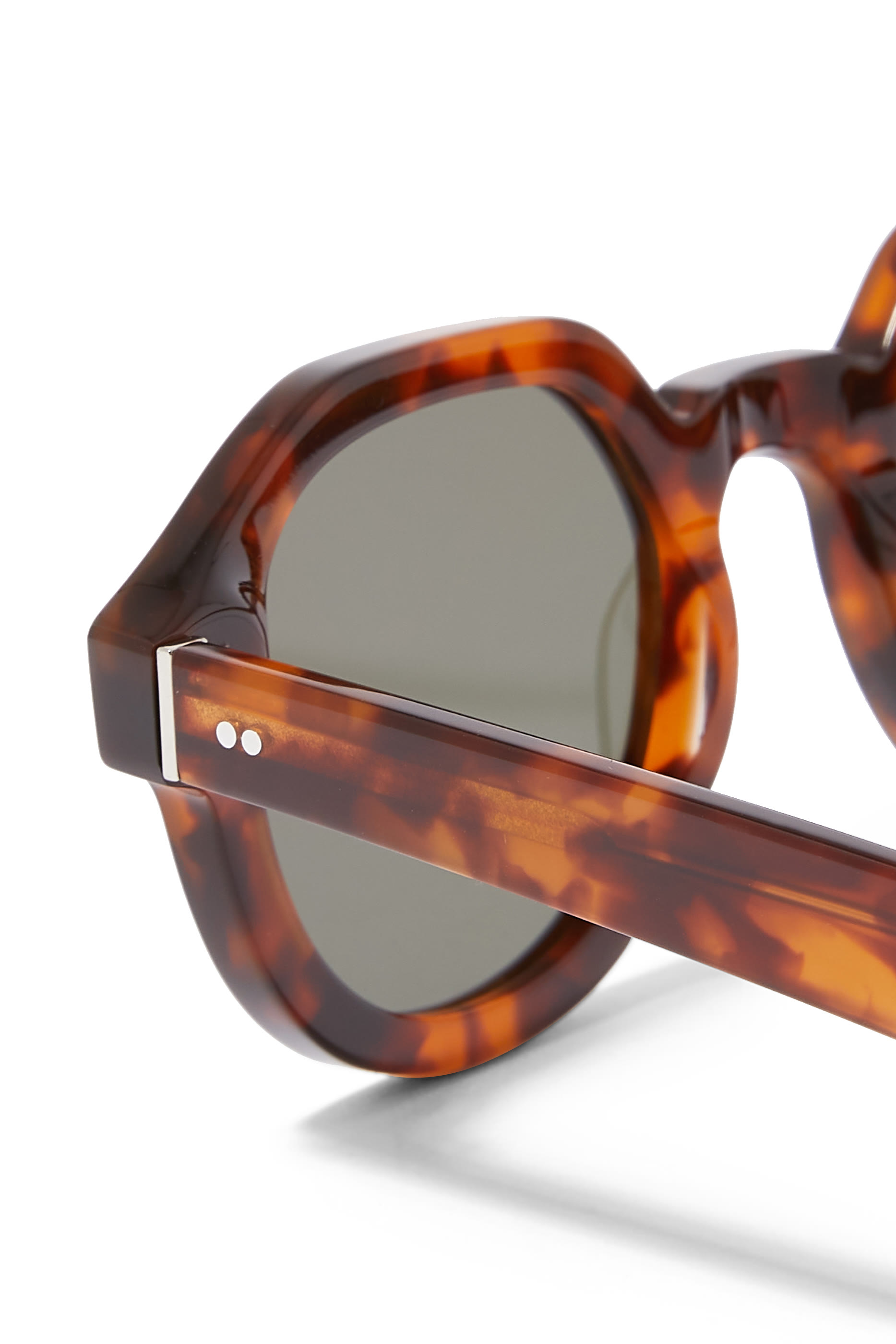 نظارة شمسية باليرمو بإطار مستدير