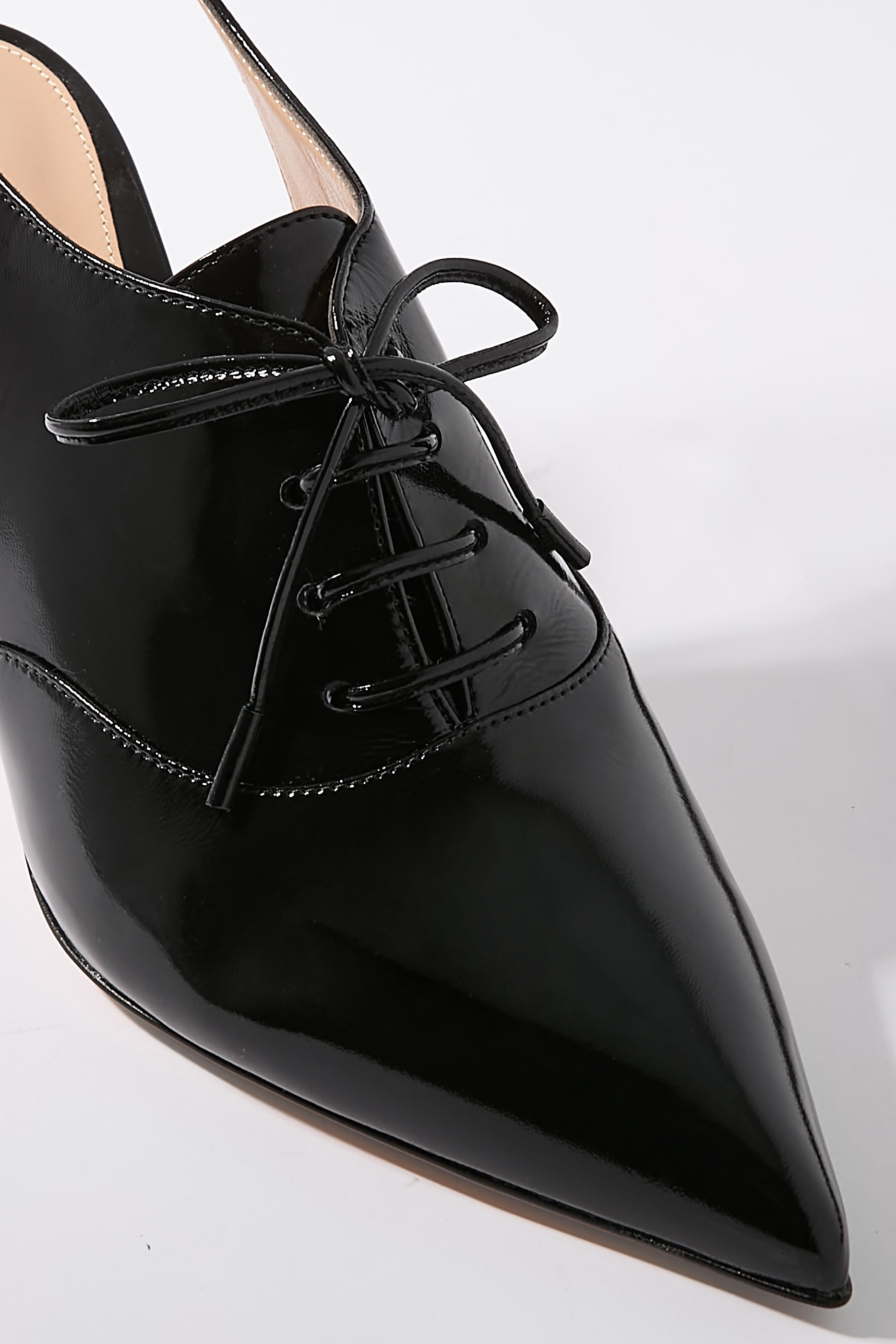 حذاء كلاسيكي فيرونيكا 70