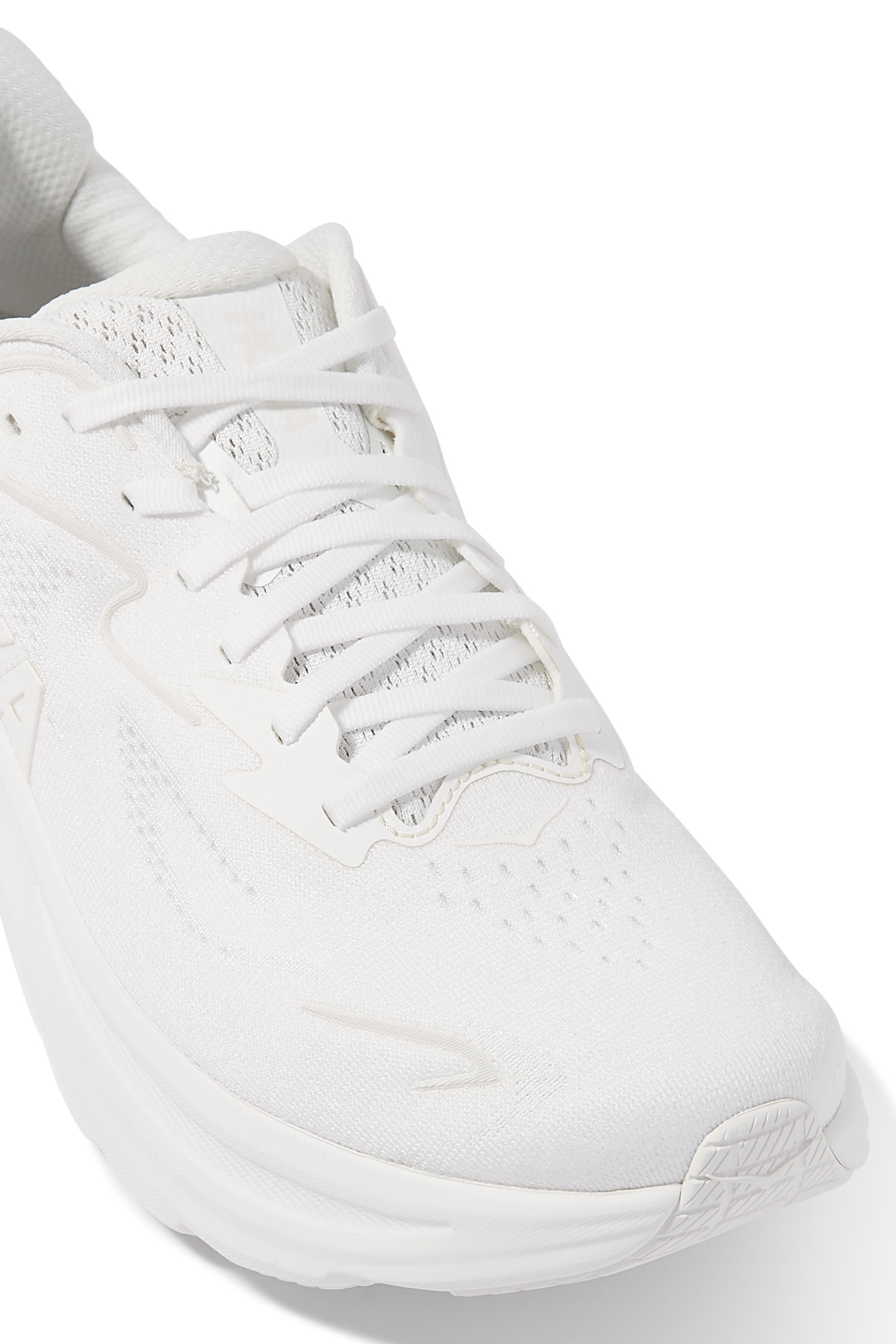 سنيكرز كليفتون 10