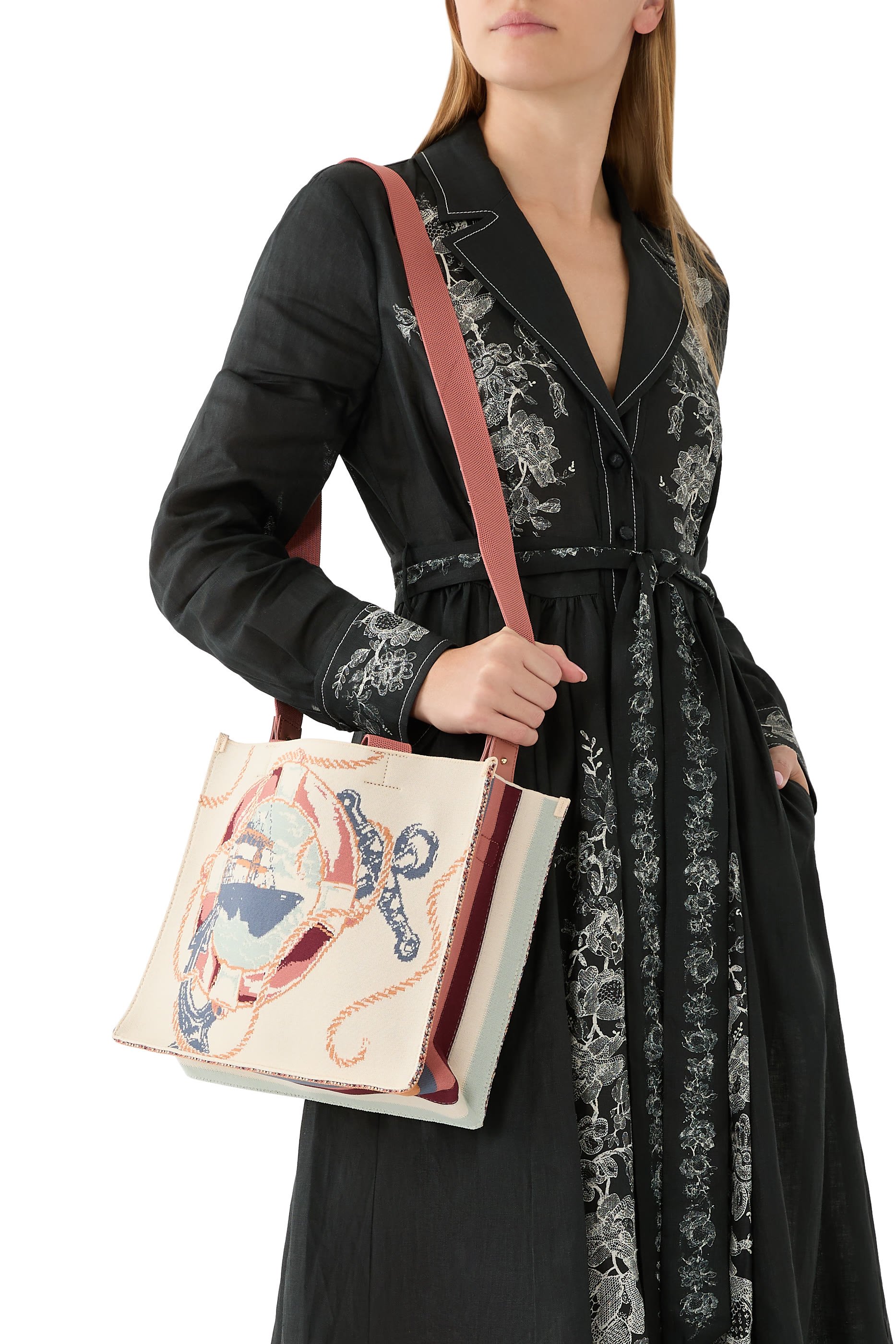 حقيبة يد متوسطة جاكار