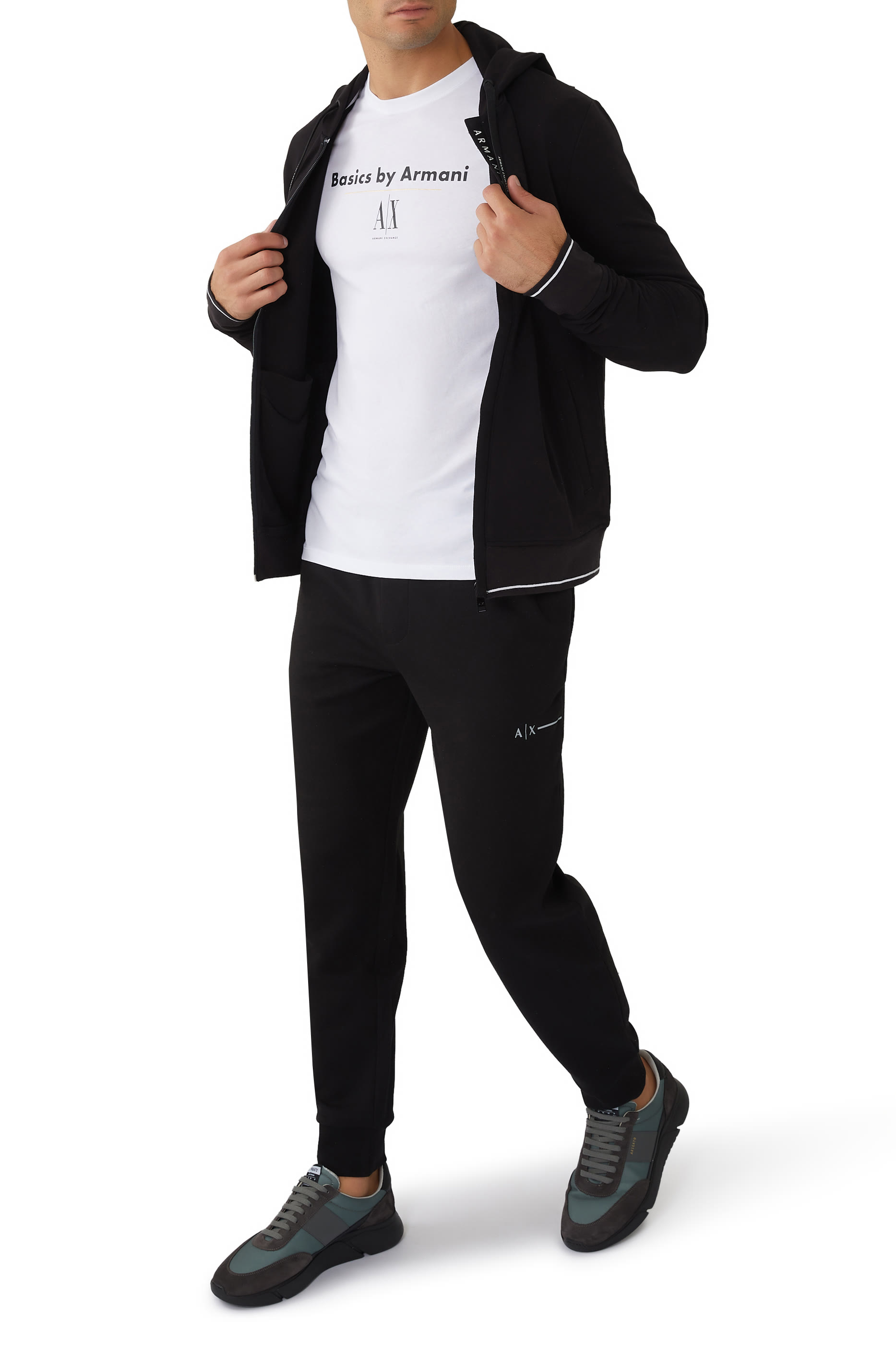 هودي بسحاب وطبعة شعار الماركة