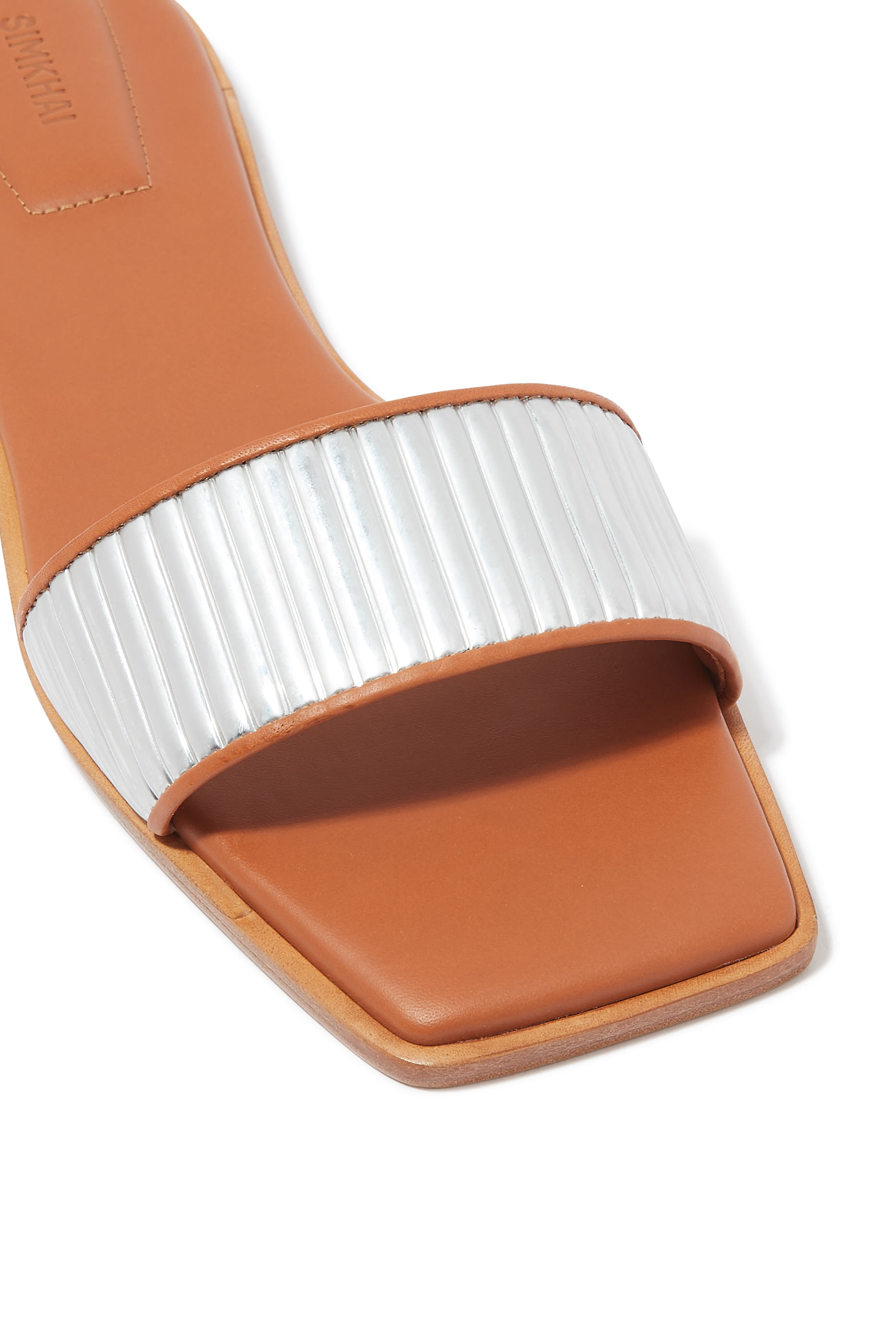 صندل كارتر بنعل مسطح