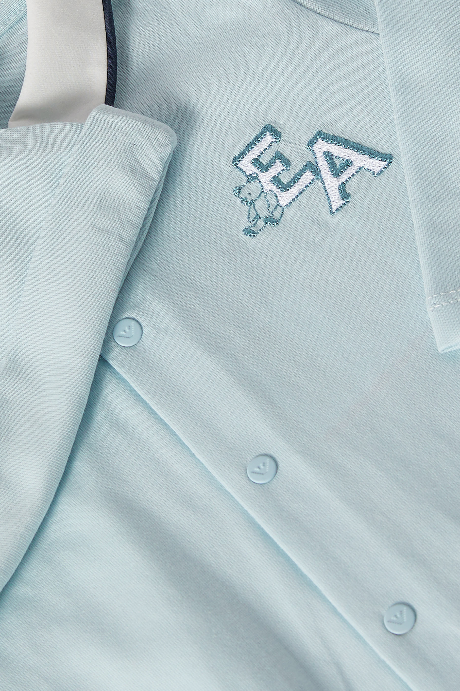 طقم بودي سوت بشعار الماركة وقبعة للأطفال