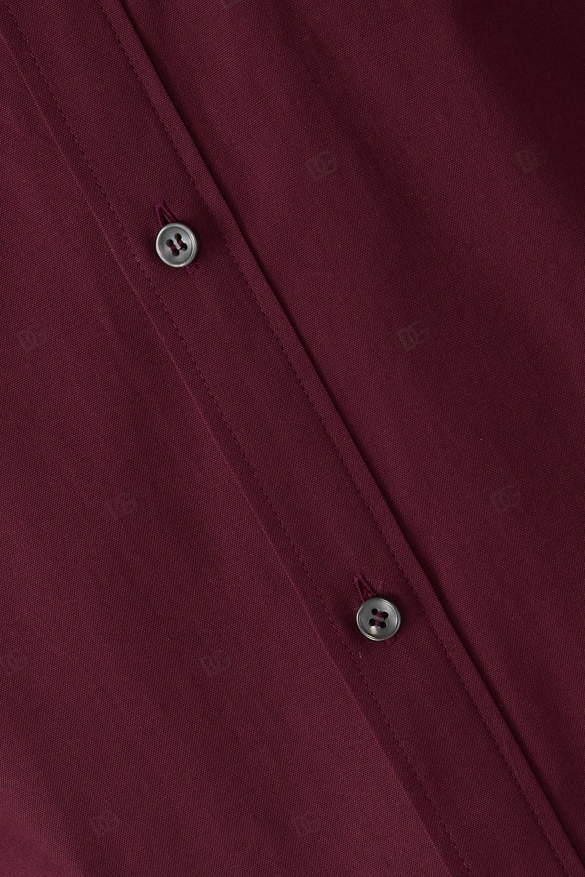 قميص بقصة عادية ونقشة شعار الماركة بوبلين