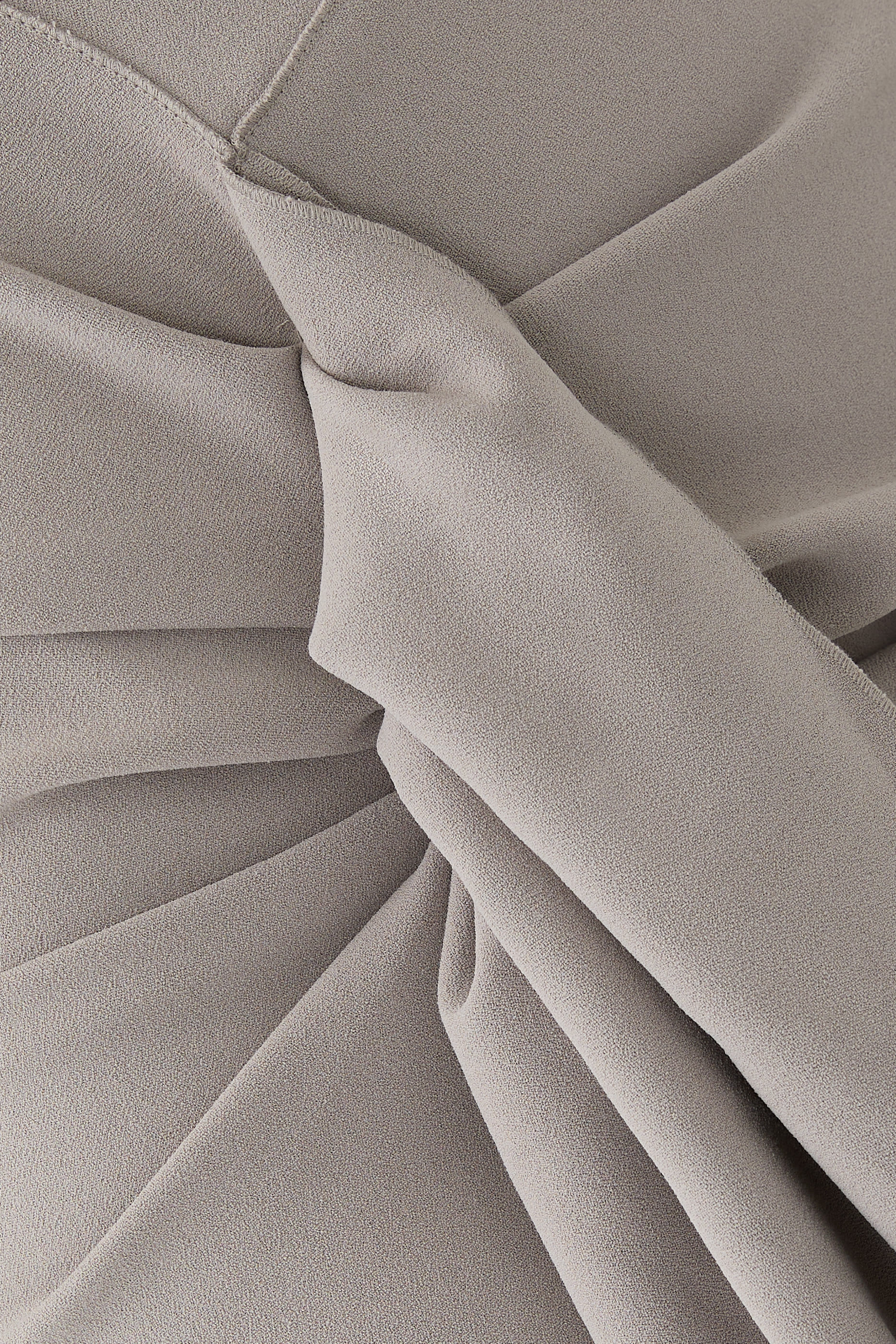 فستان ديلا طوبل