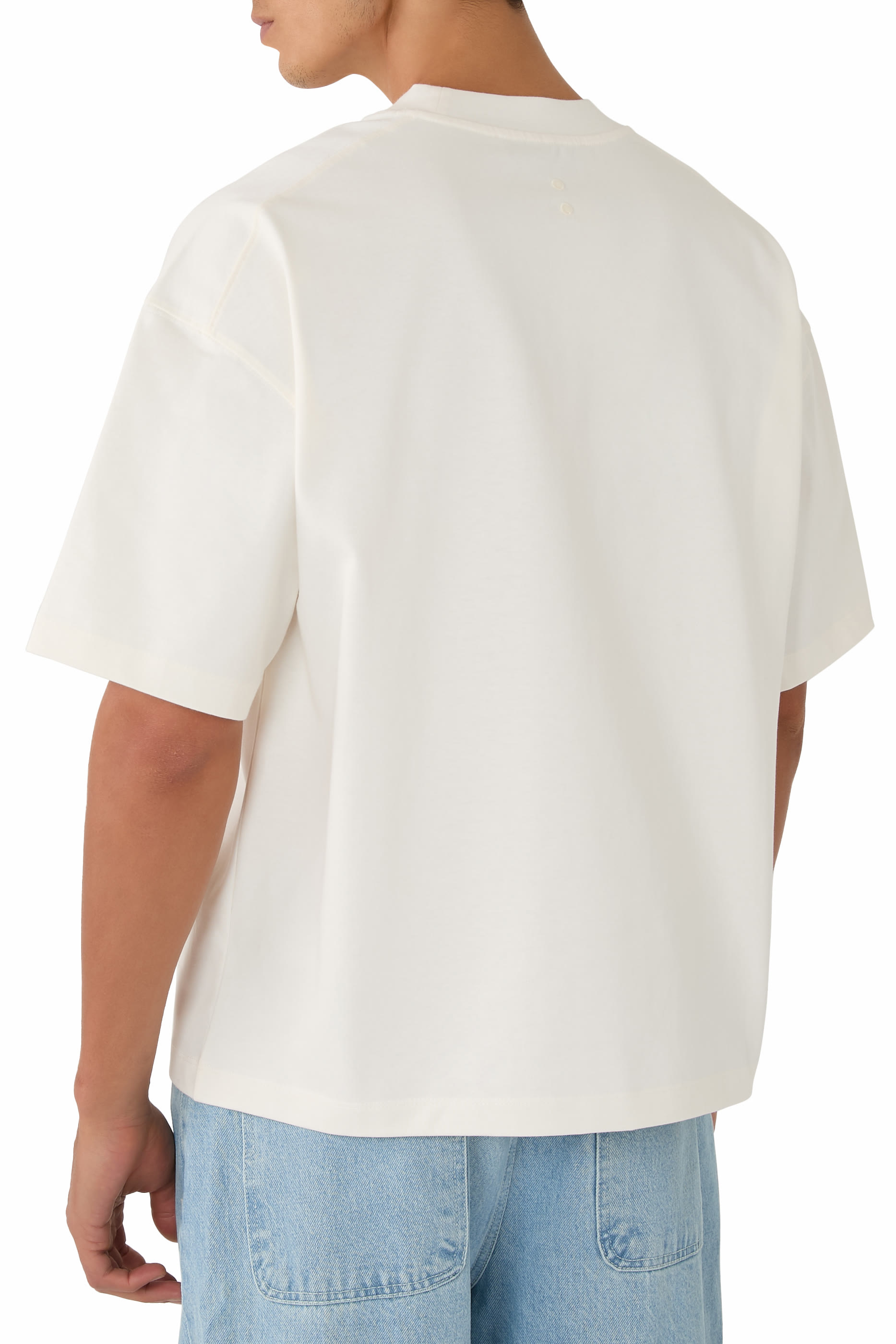 تيشيرت بطبعة مزدوجة لشعار الماركة