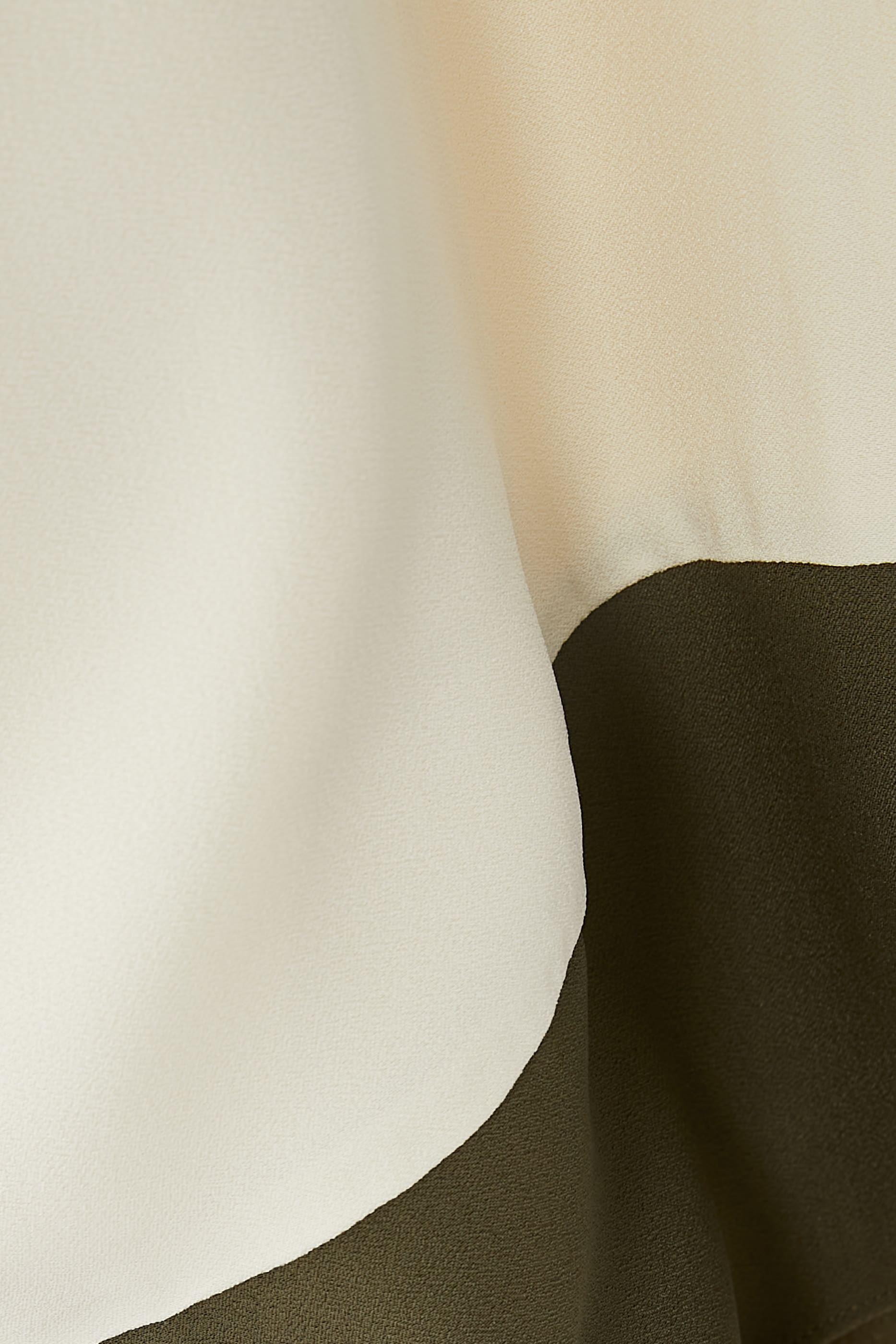 بنطال مالين كورنيش