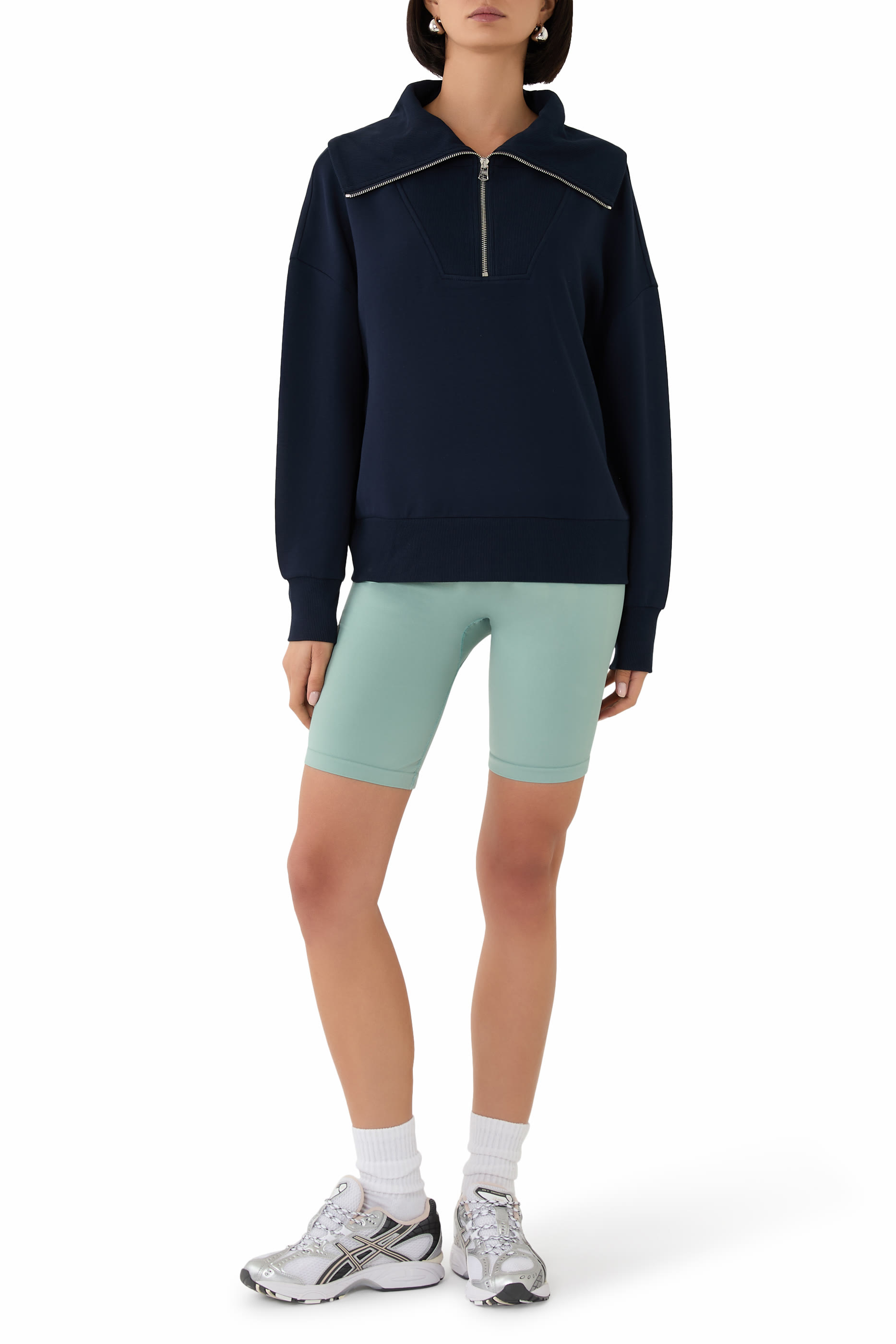 شورت بايكر بتصميم ضاغط خامات نباتية مطاطية