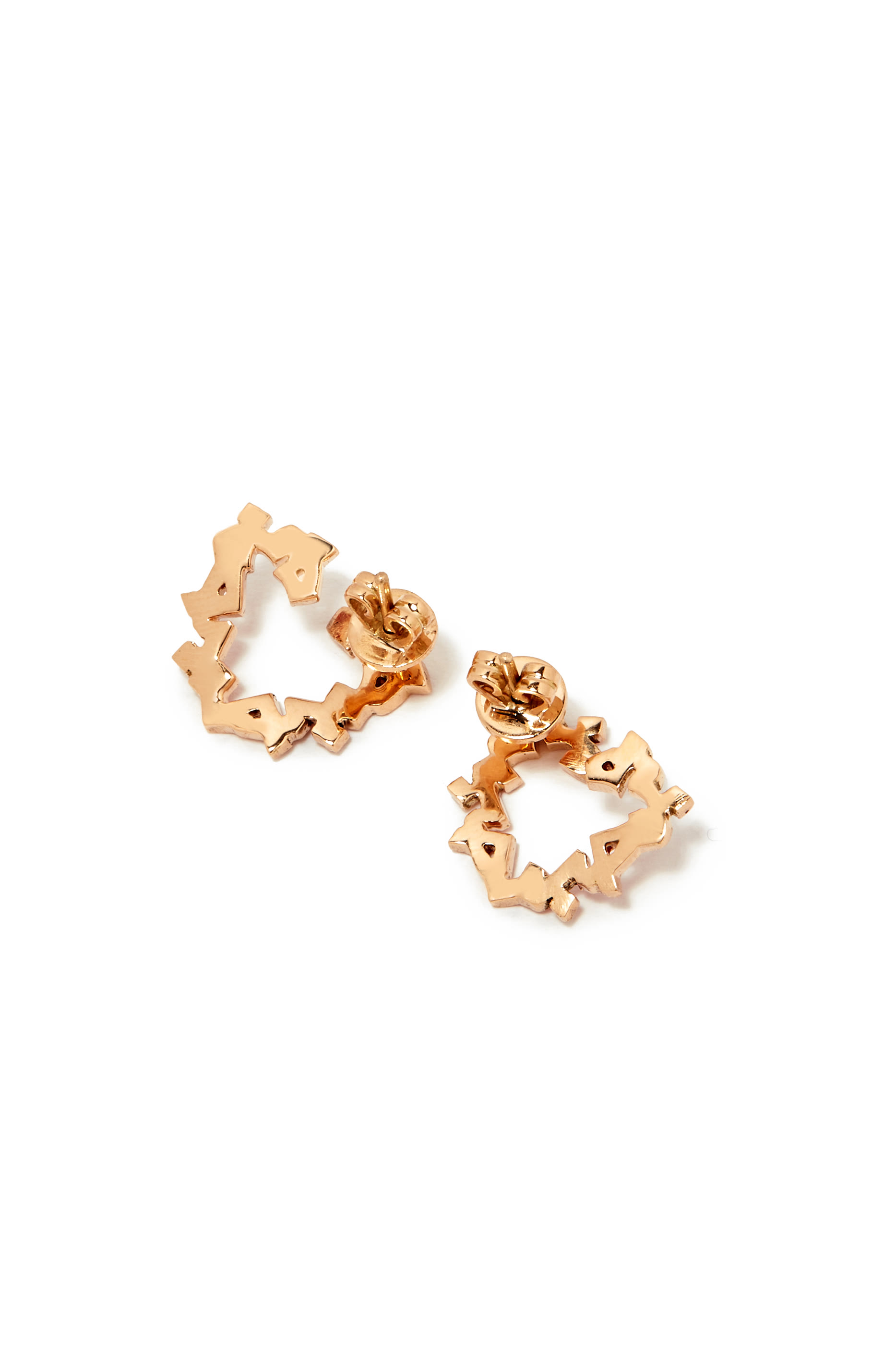 أقراط بتصميم كلمة "الحب" بمينا بلون أخضر