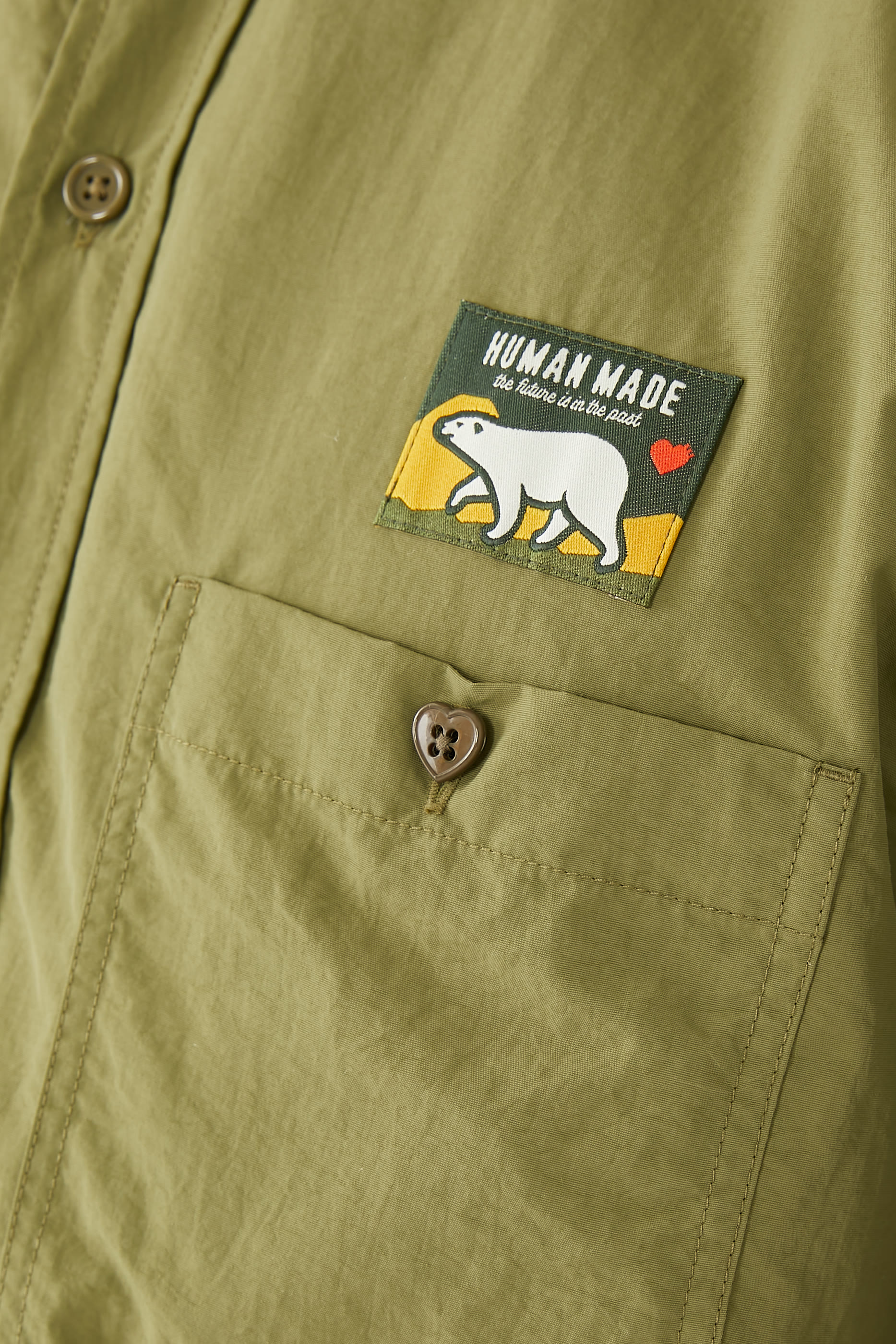 قميص بأكمام قصيرة نايلون