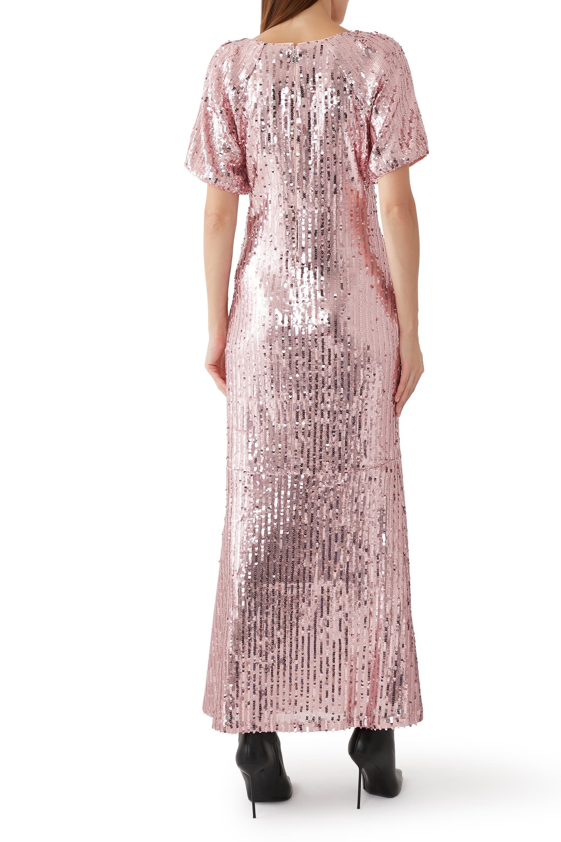 فستان متوسط الطول بياقة على شكل حرف V مطرز بالترتر