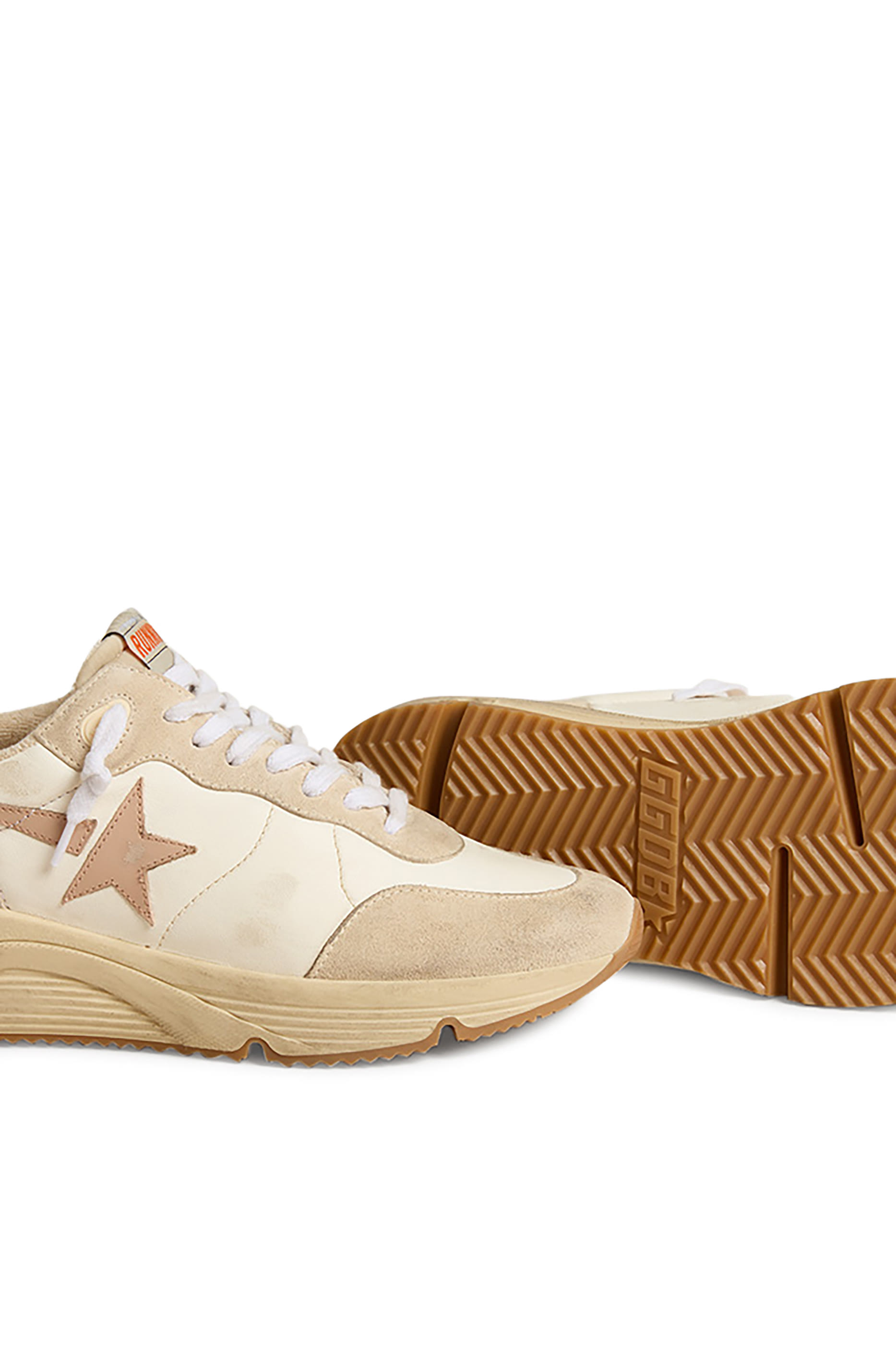 سنيكرز جلد للجري