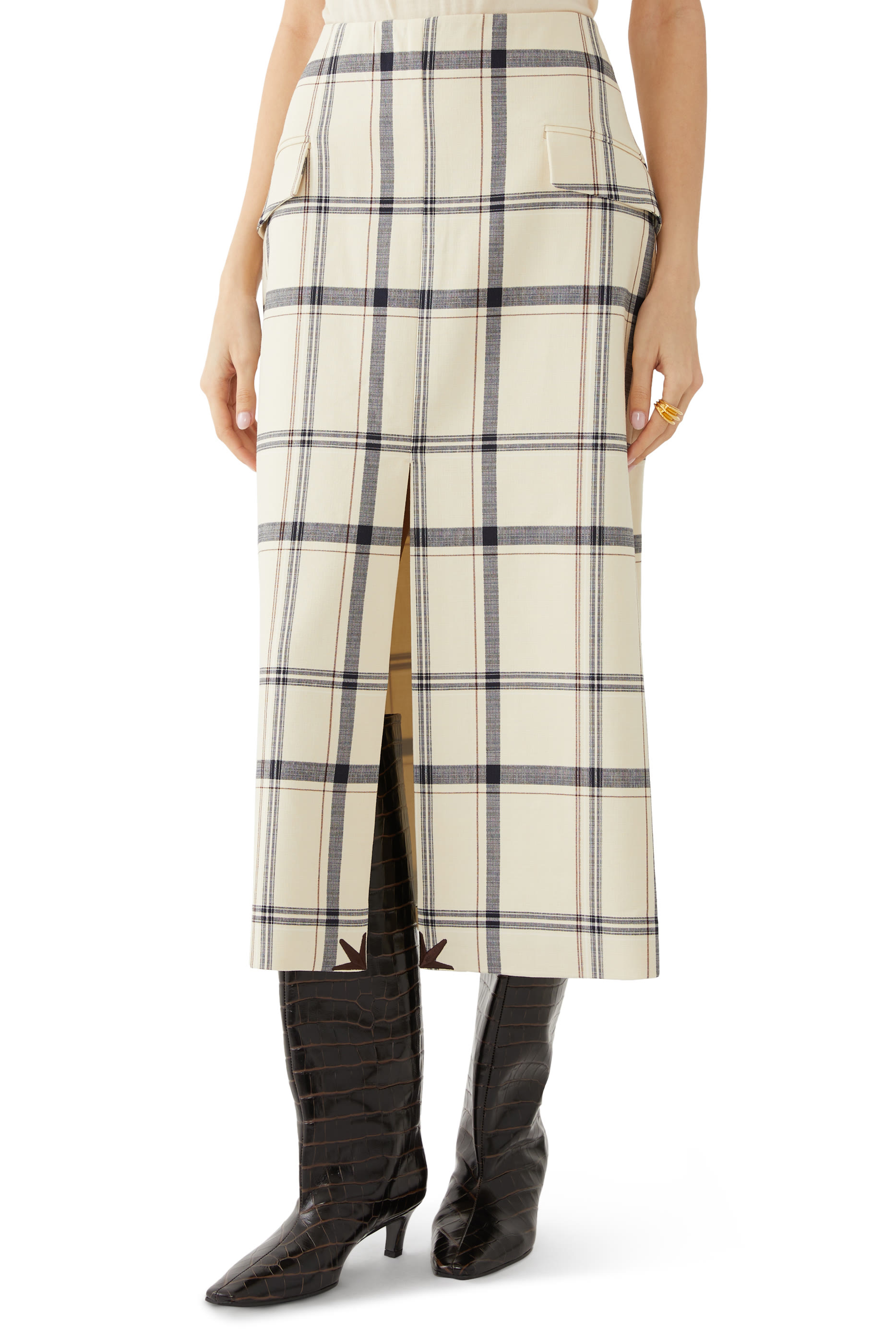 تنورة كوريليا متوسطة الطول