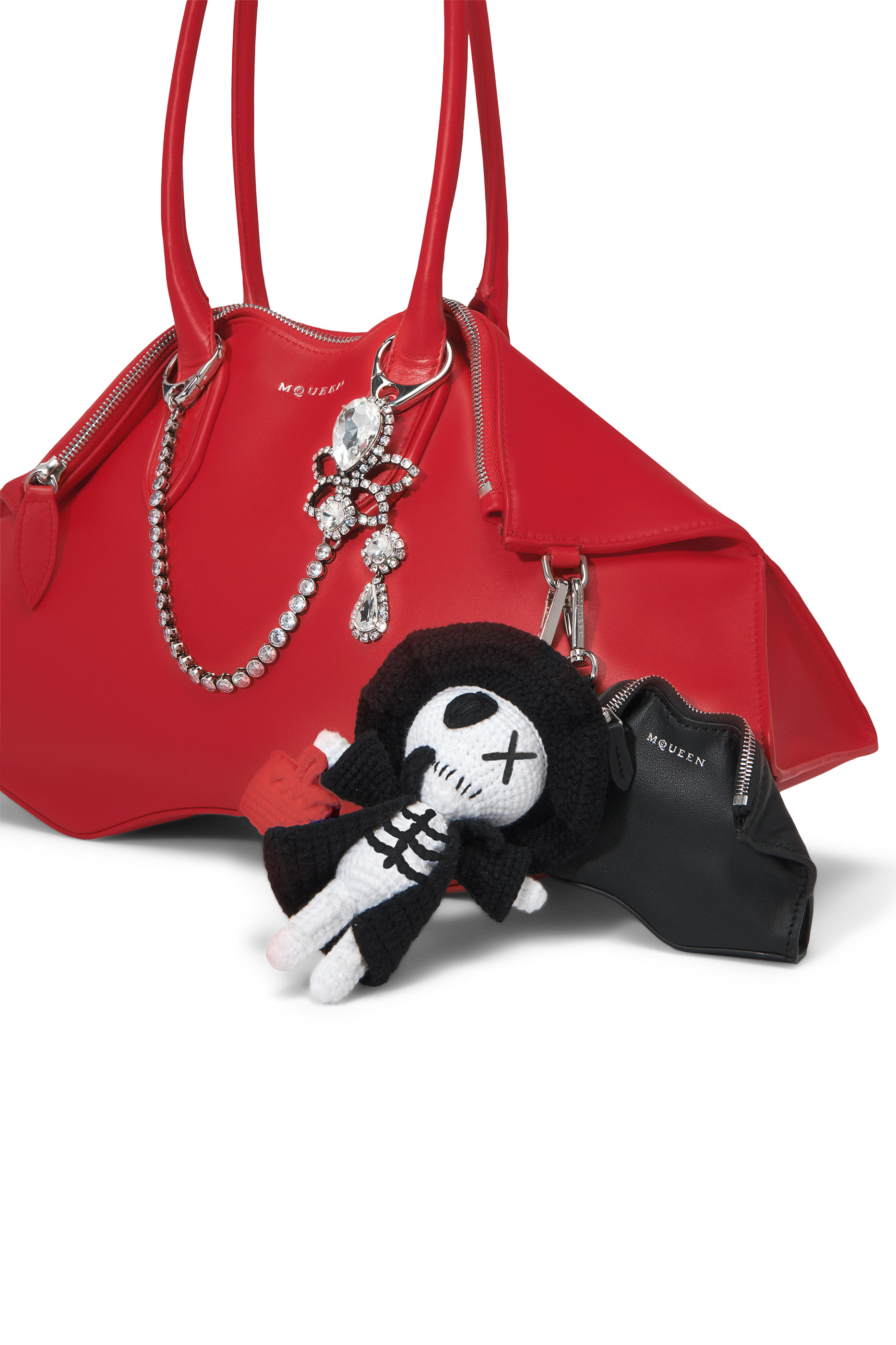 حلية حقيبة بتصميم دمية