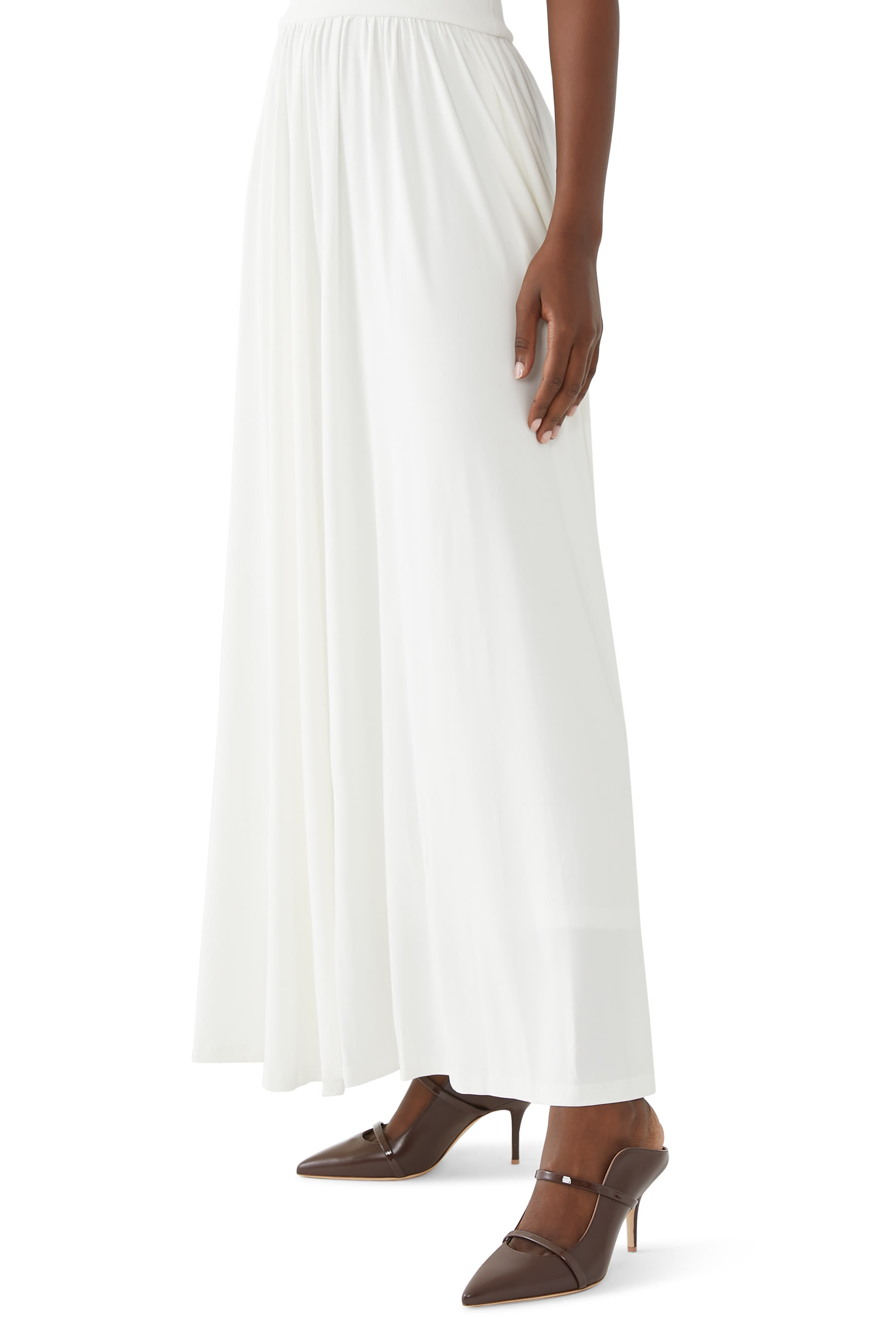 حذاء 70 مفتوح من الخلف بمقدمة مدببة