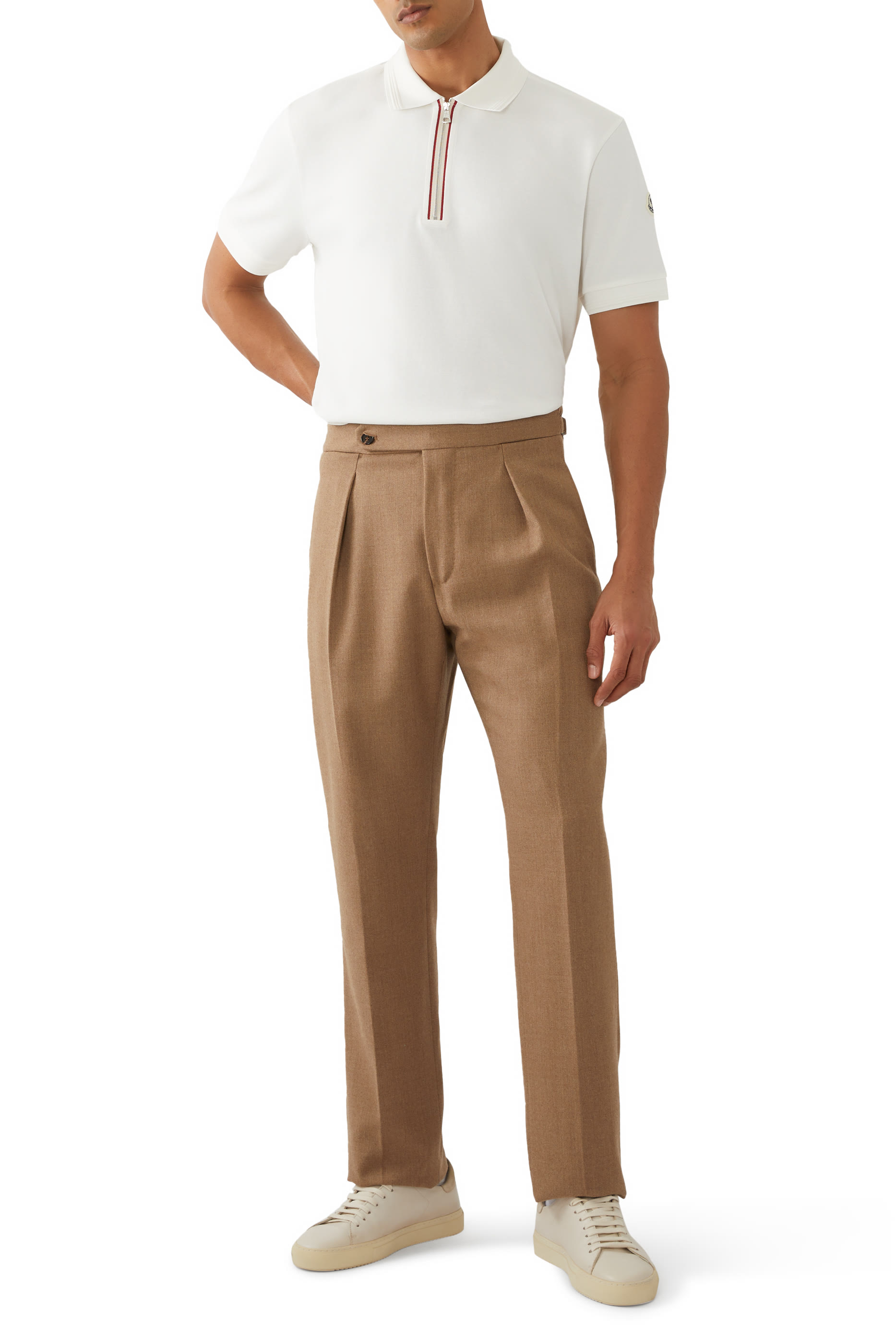 قميص بولو بأكمام قصيرة