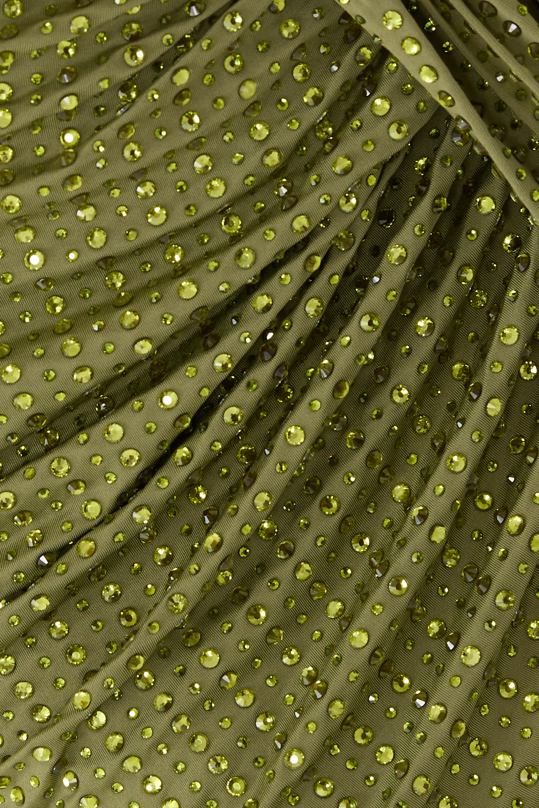 تنورة بأحجار الراين