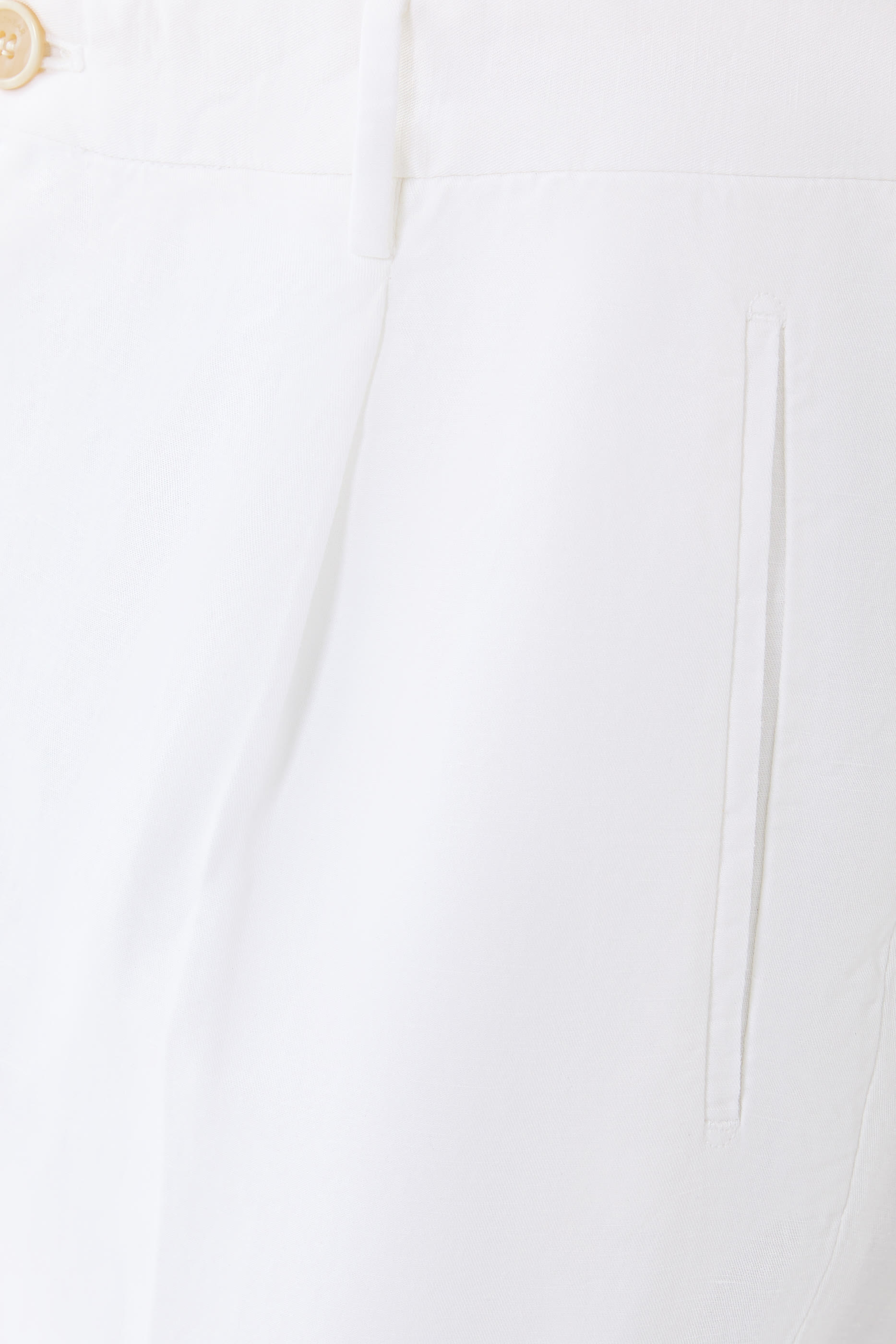 بنطال بطيات