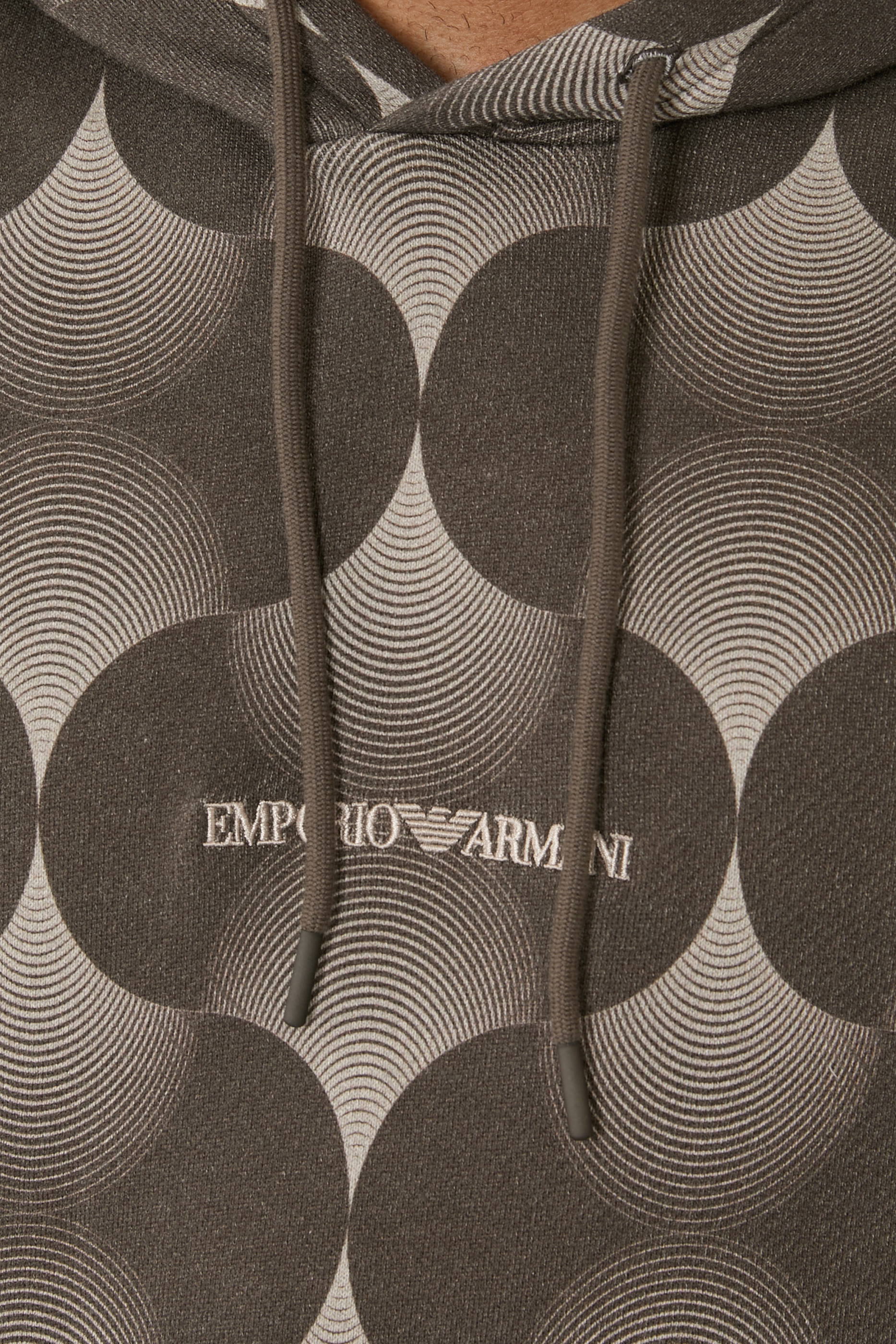 سويت شيرت بغطاء للرأس وطبعة أو بي - آرت