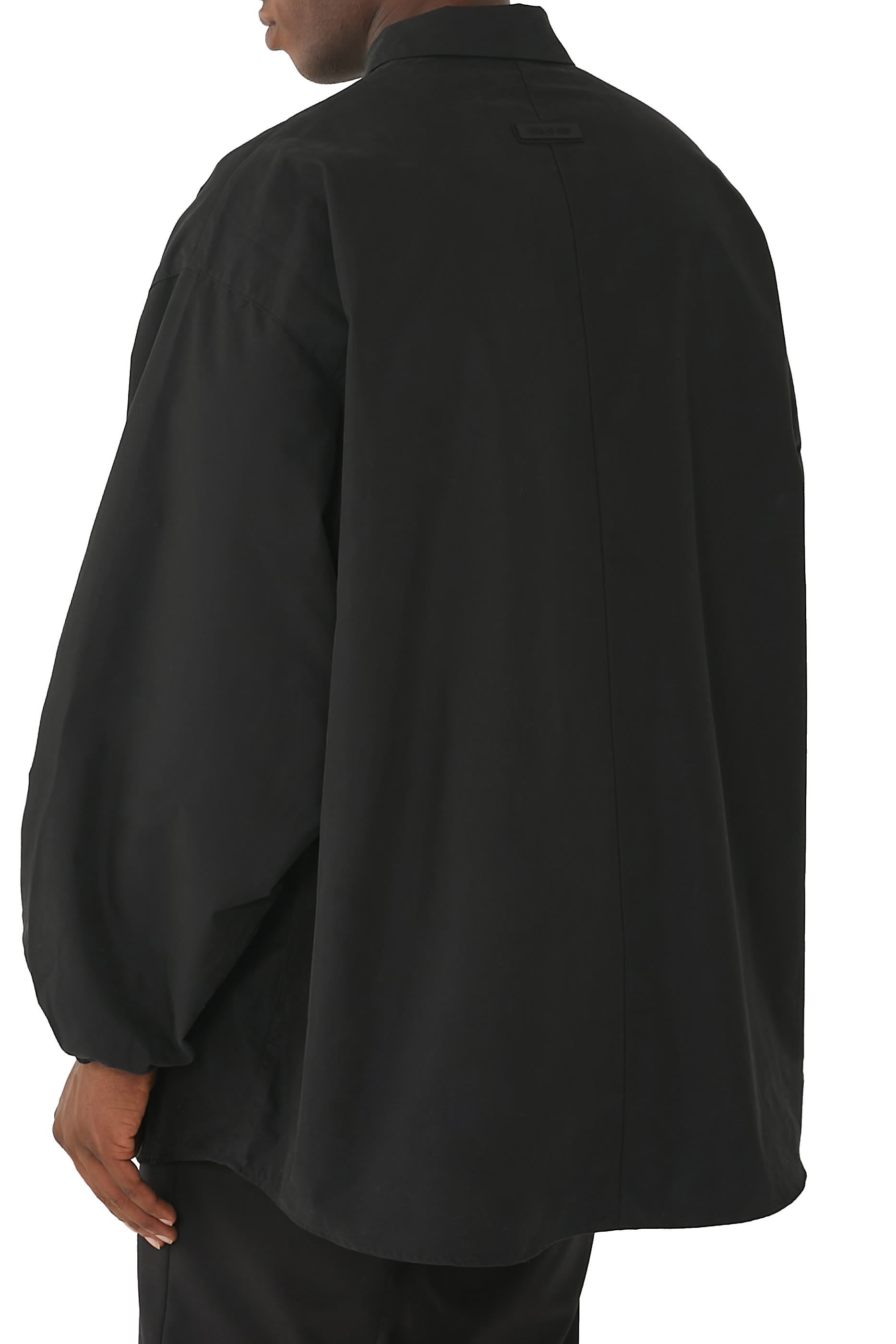 تيشيرت بأزرار إغلاق