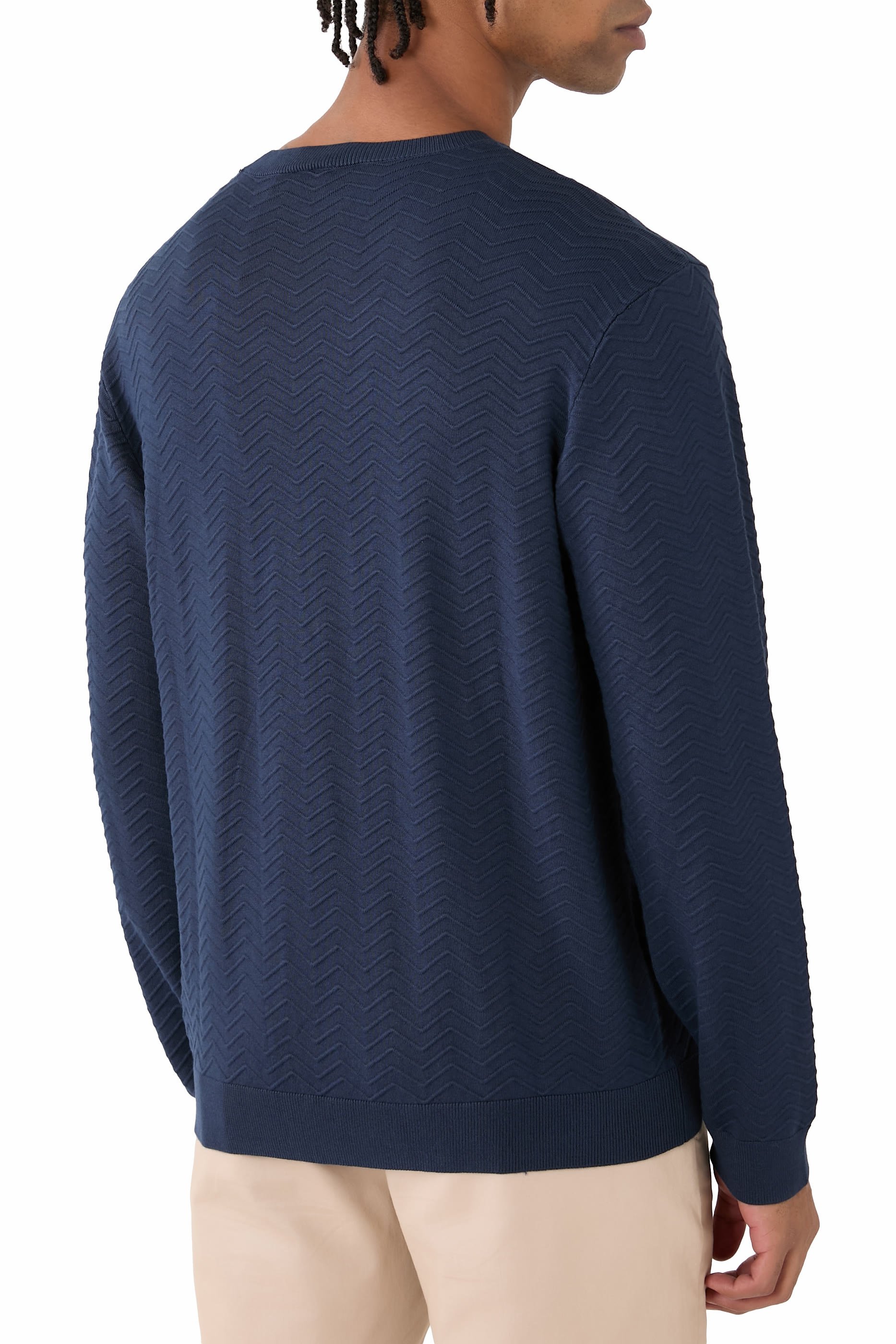 سويت شيرت ناينتي بياقة ضيقة