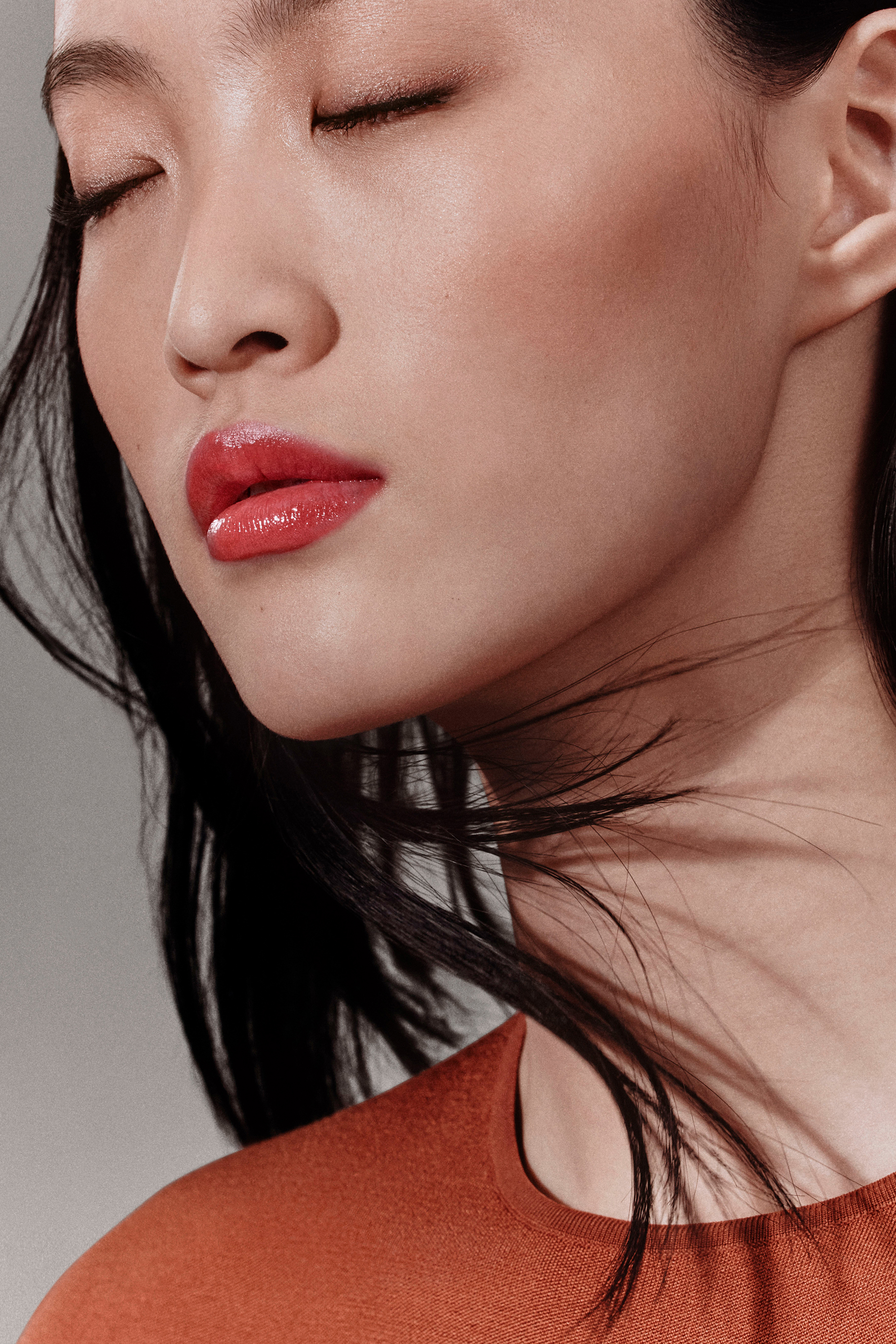 أحمر شفاه Rouge Herm&egrave;s, Shiny Lipstick بإصدار محدود
