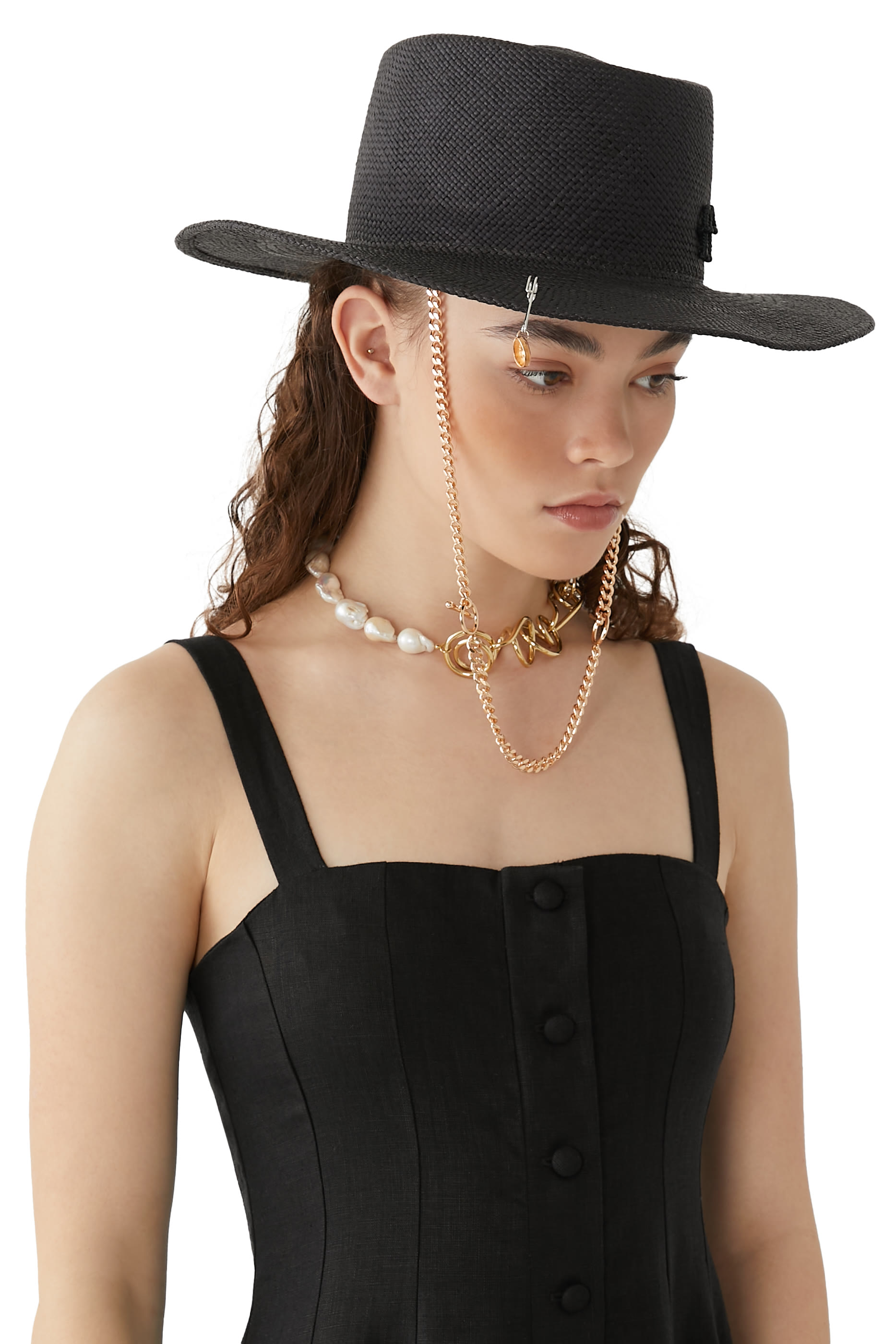 قبعة غامبلر بحمالة سلسلة