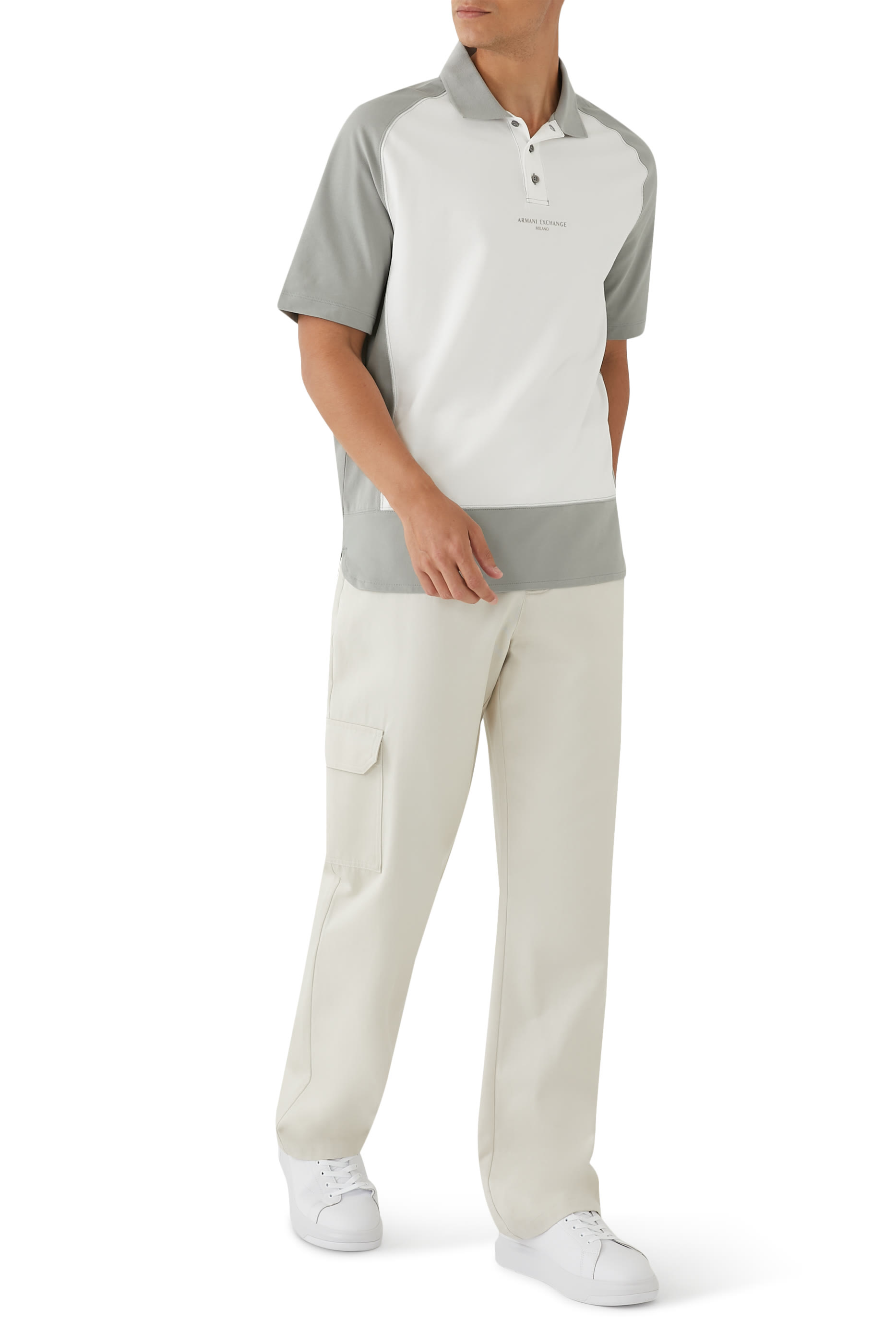 قميص بولو بشعار الماركة