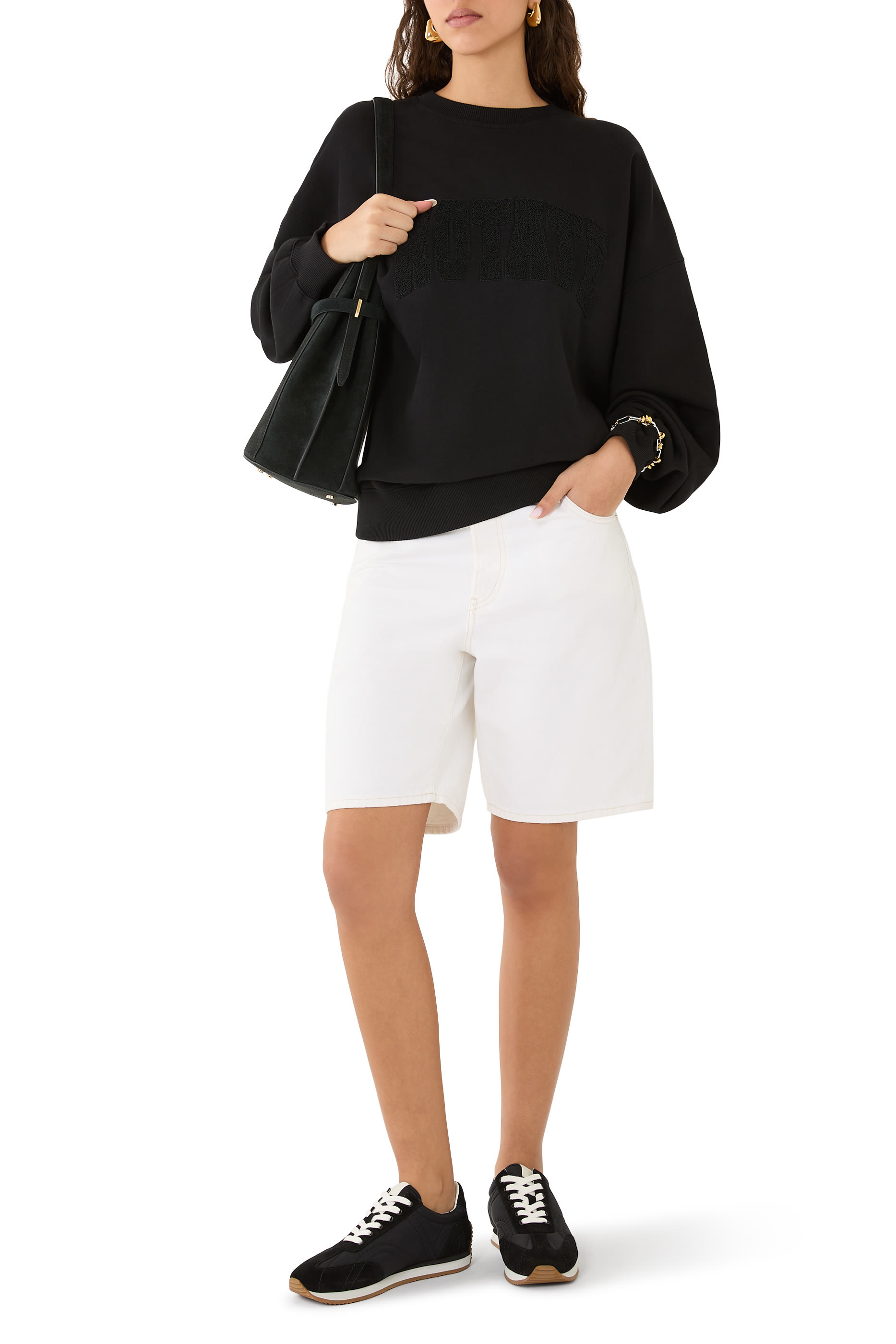 سويت شيرت بياقة ضيقة قماش ثقيل