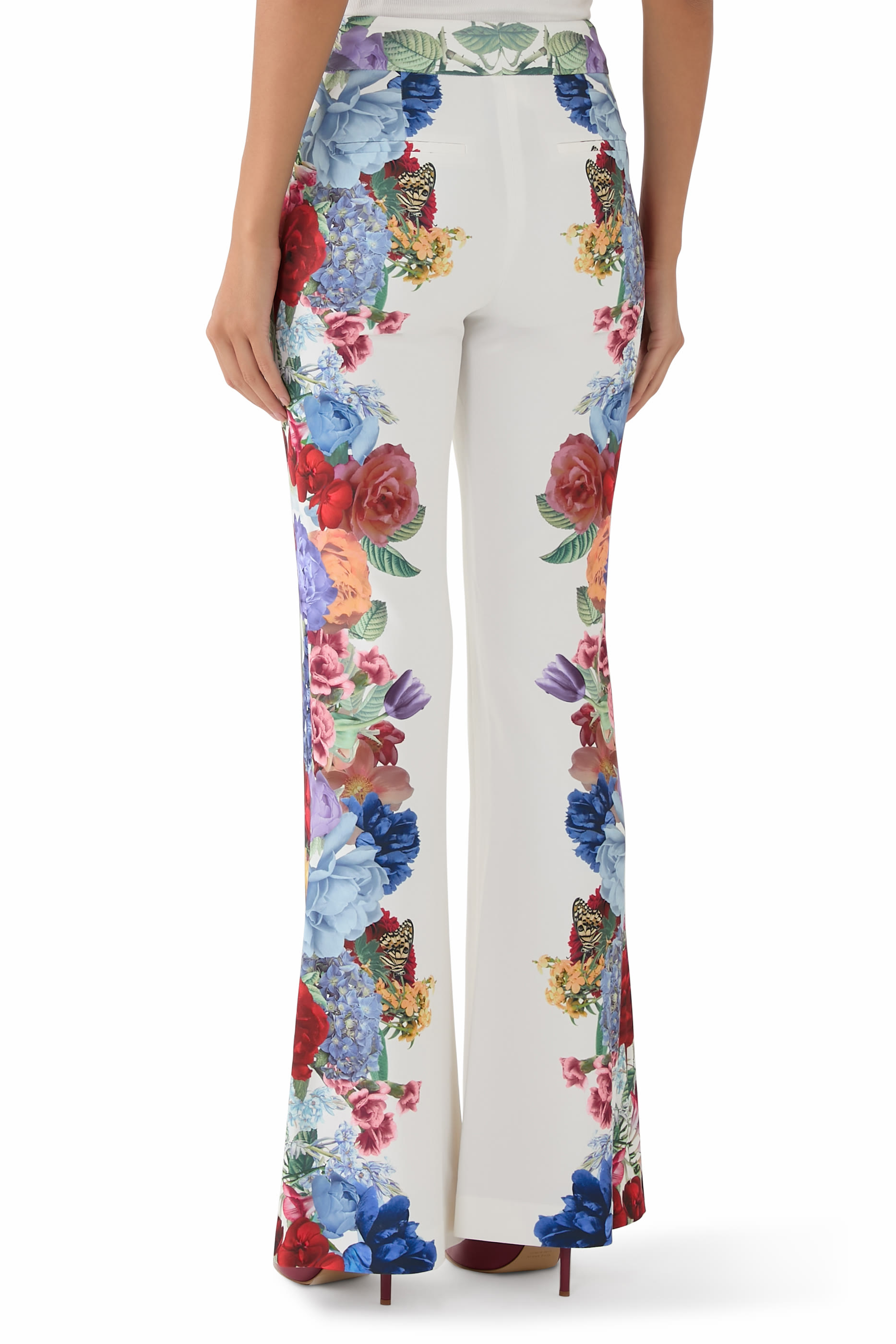 بنطال أدرو بوت كت بقصة ضيقة