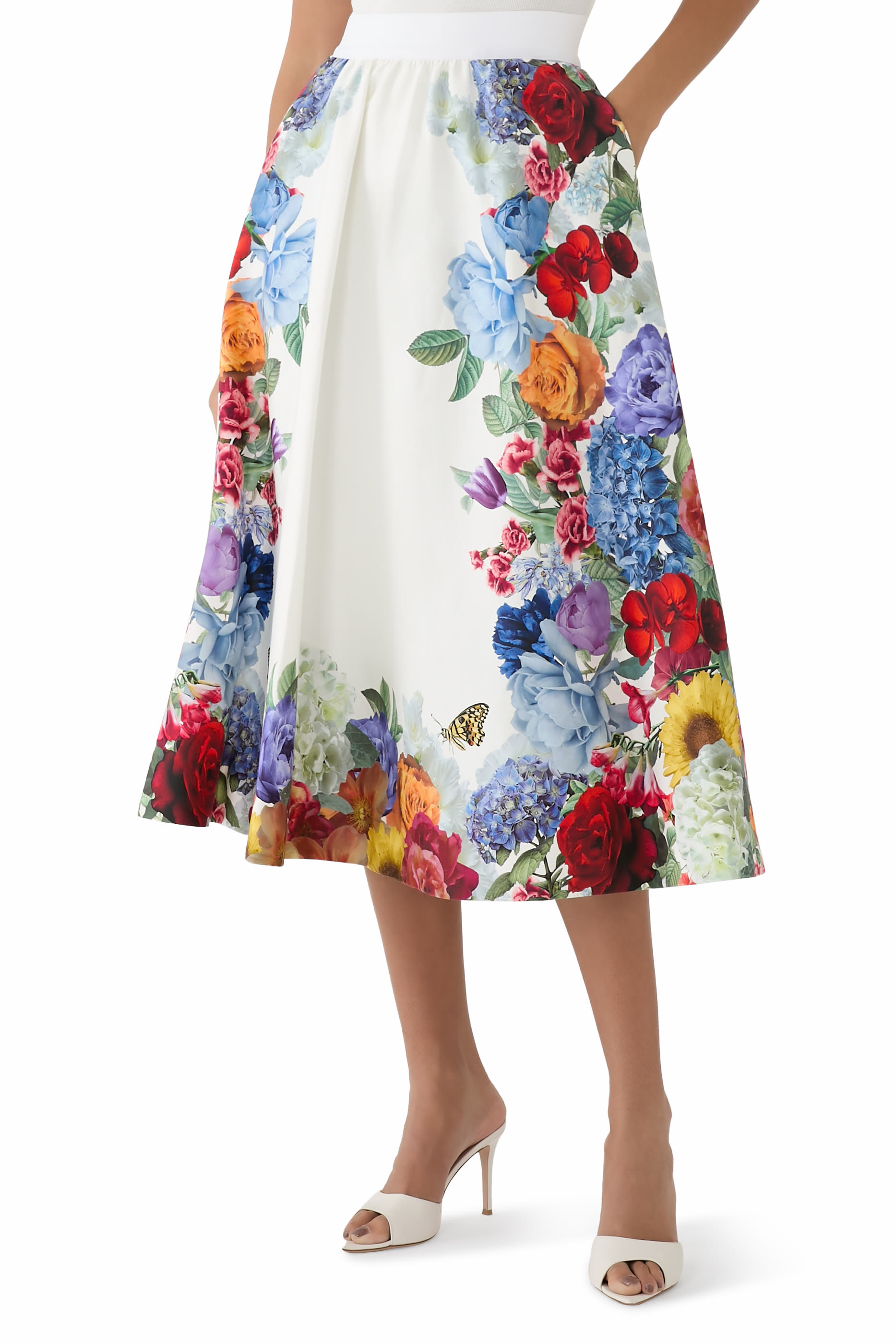 تنورة إيرلا بقصة واسعة