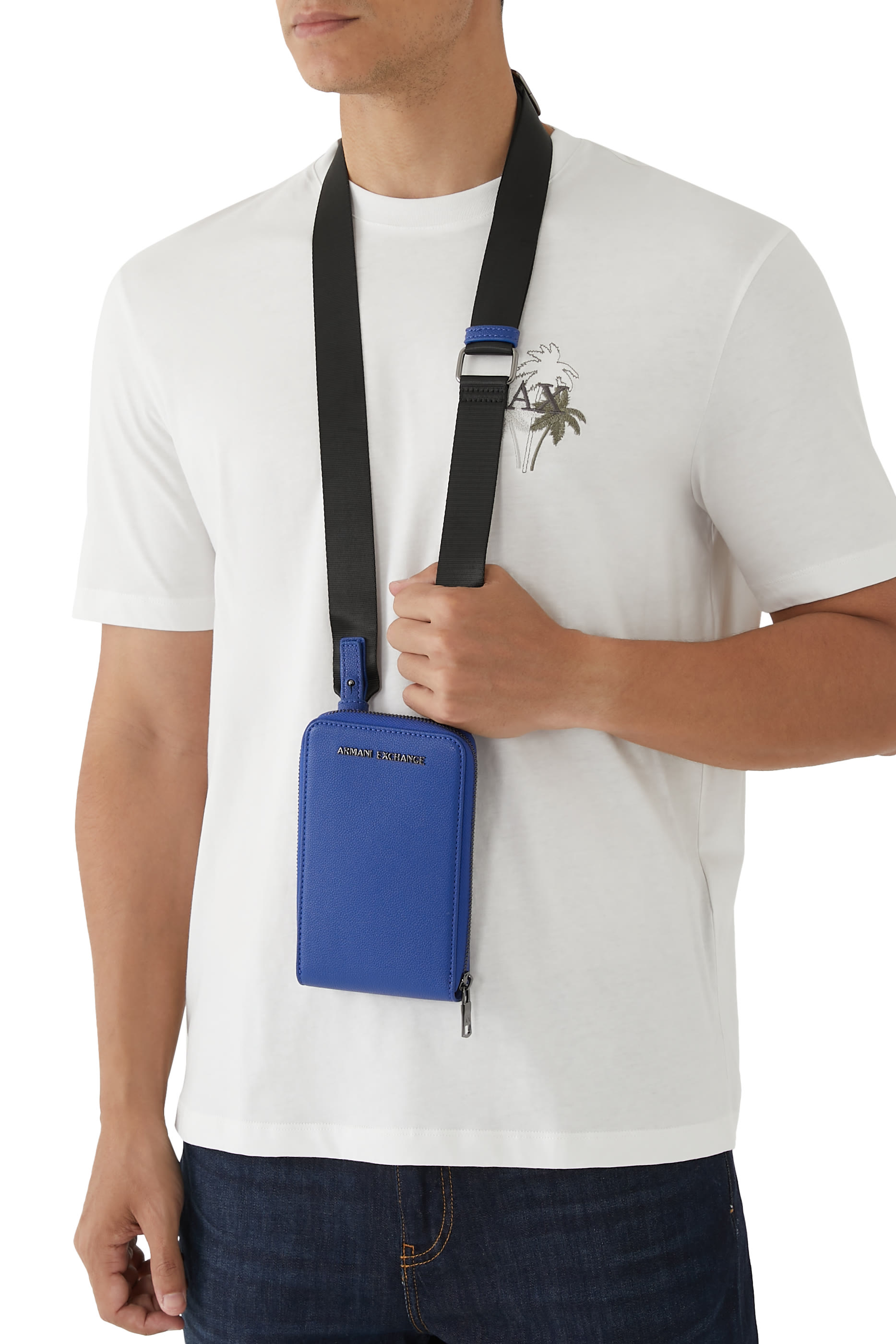 حقيبة كروس بودي رفيعة بشعار الماركة