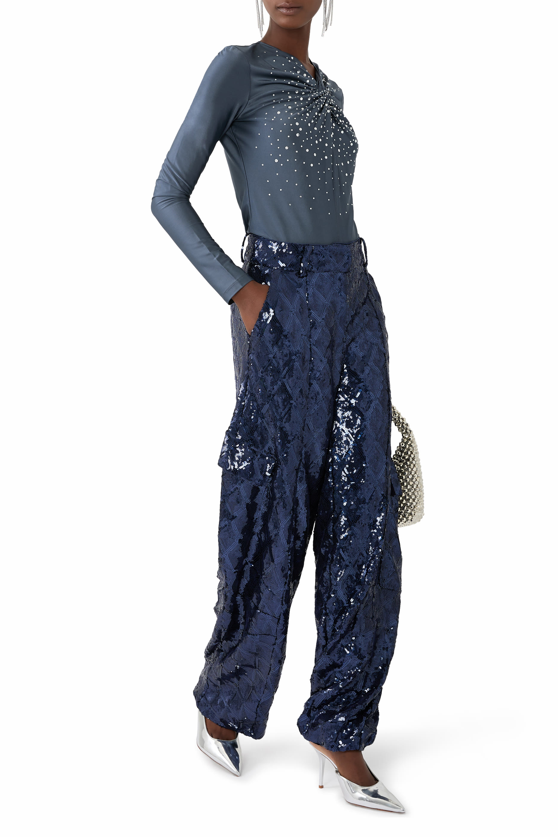 بنطال كارغو مزين بترتر