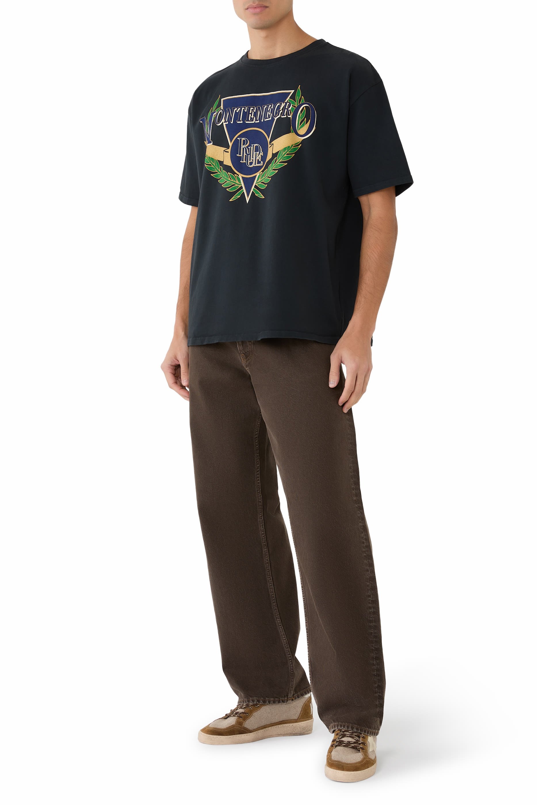 تيشيرت بشعار الماركة