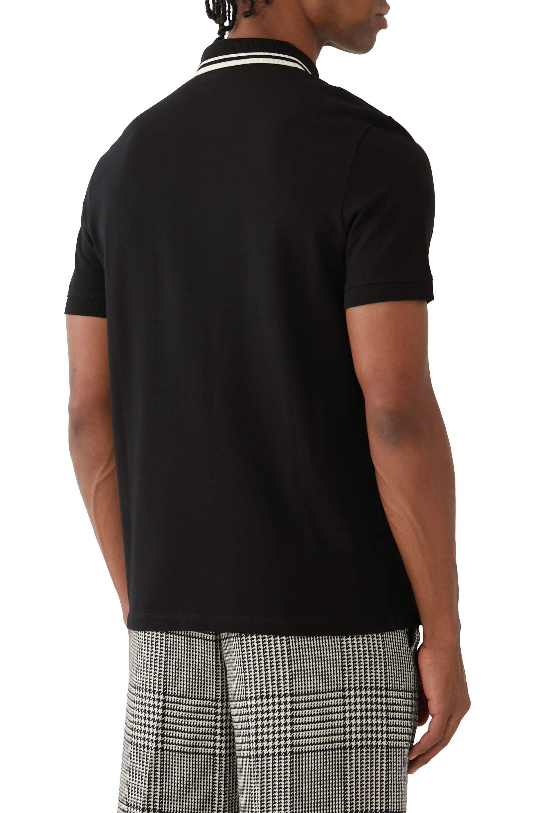 تيشيرت بشعار الماركة