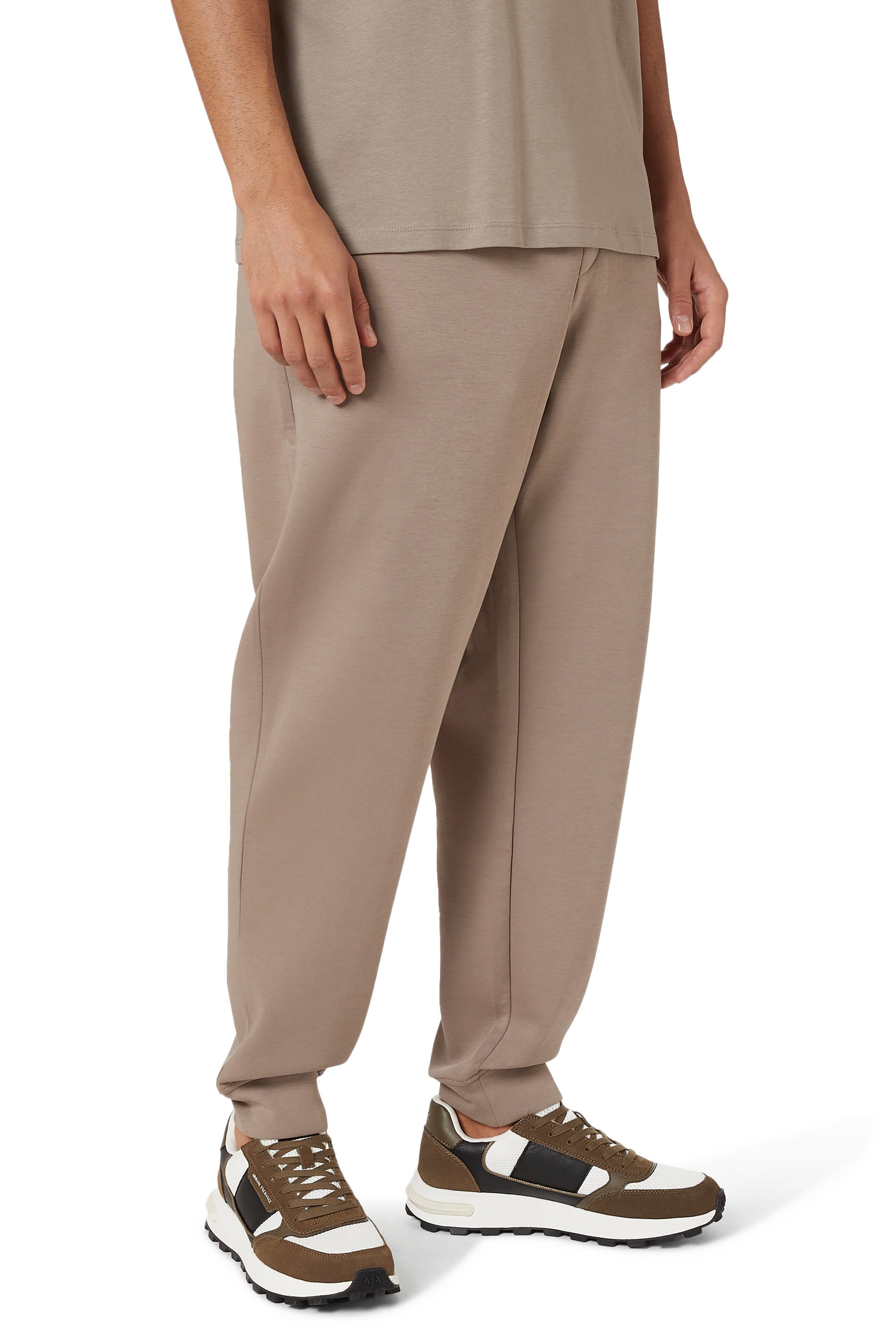 سنيكرز بشعار الماركة قماش معالج