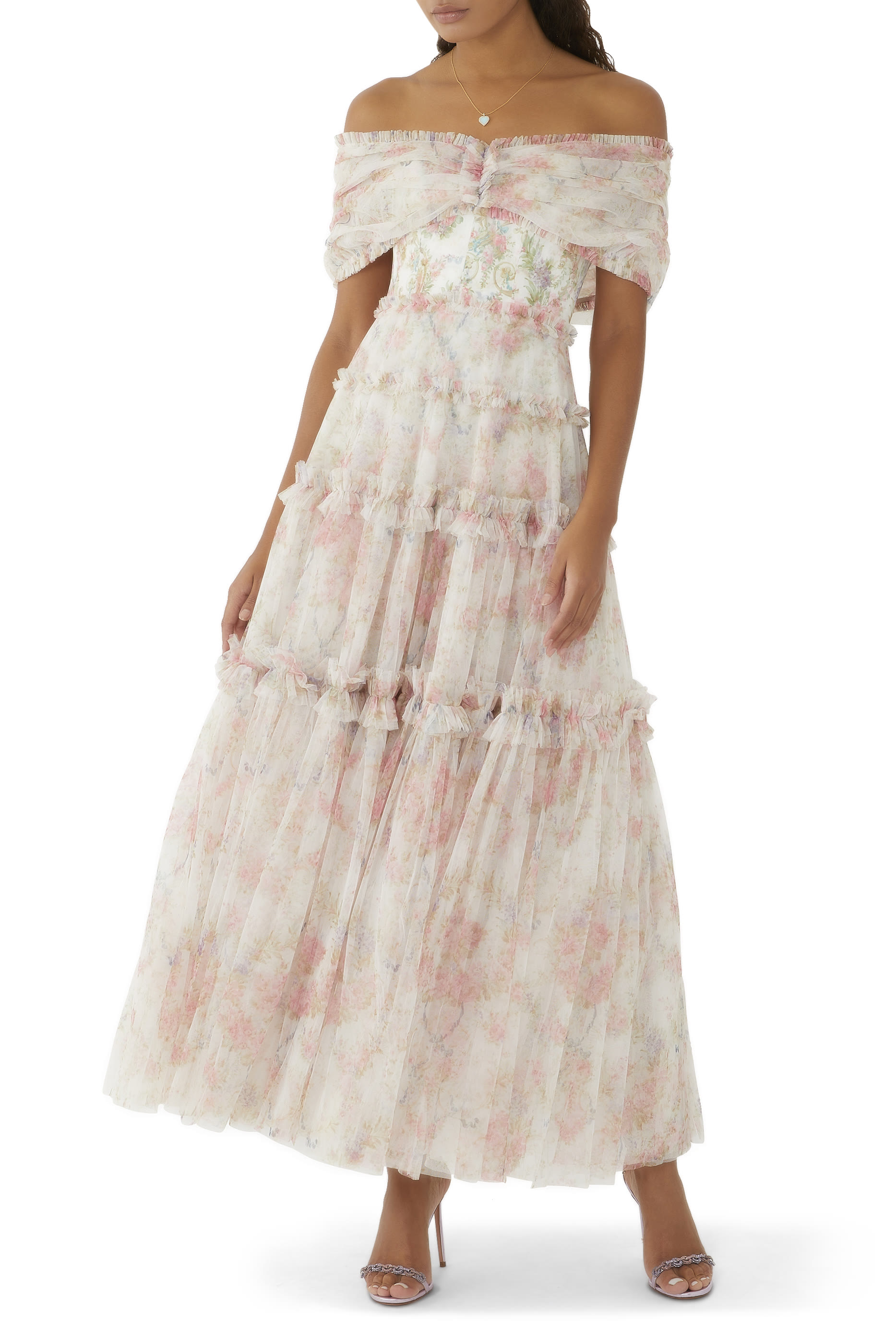 فستان سهرة غريس بأكتاف متساقطة ونقشة إكليل الغار