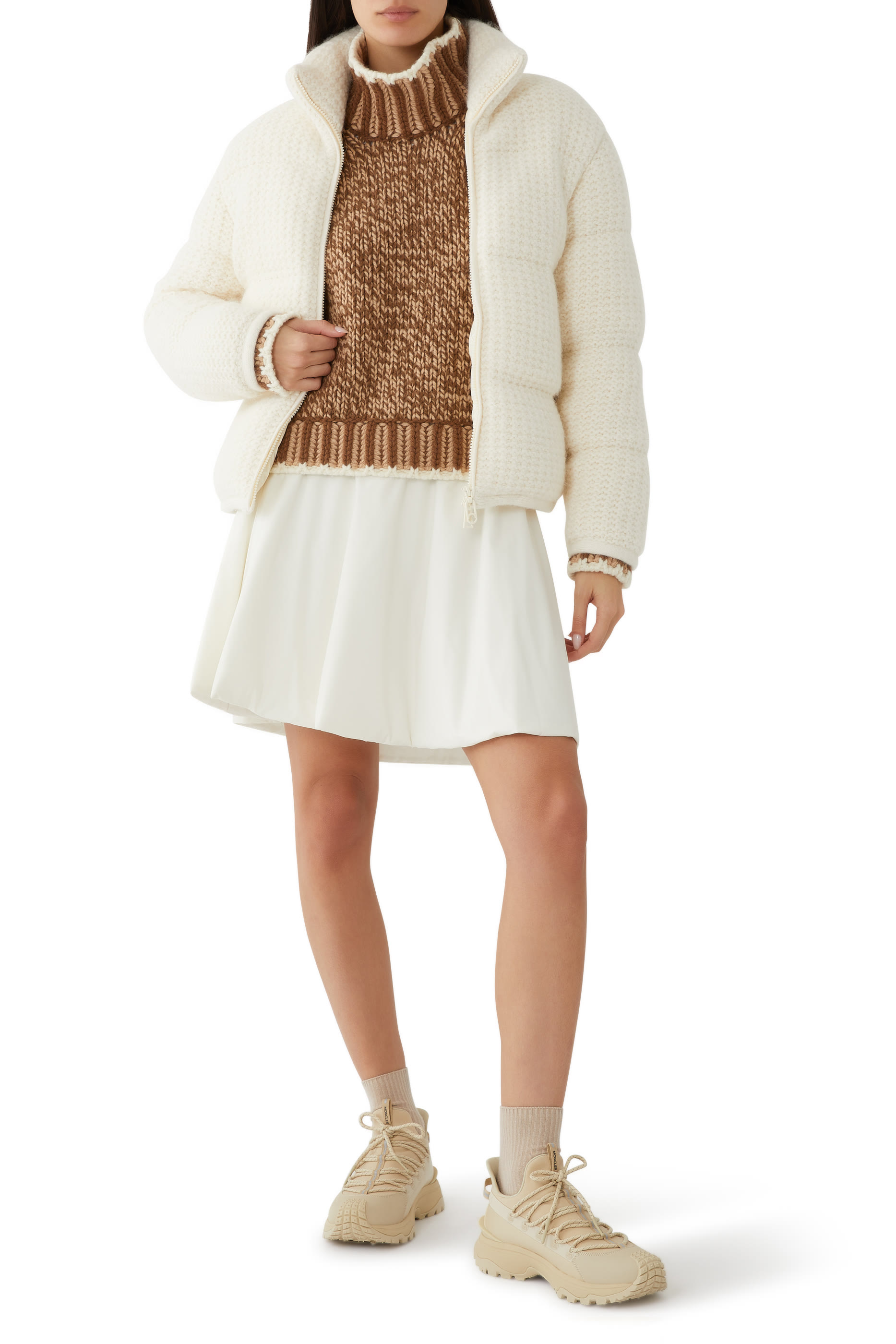 تنورة قصيرة مبطنة