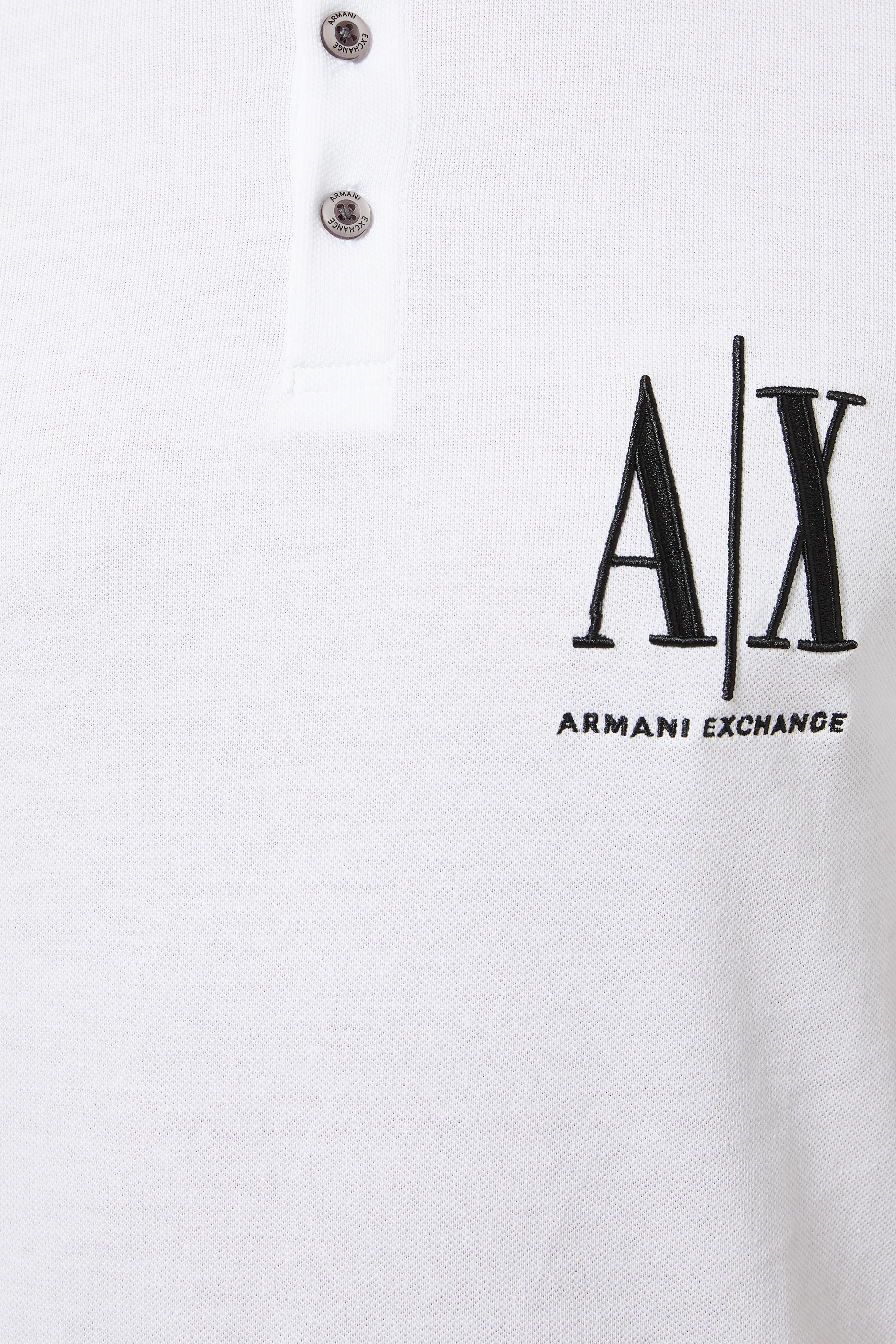 قميص بولو بطبعات شعار الماركة