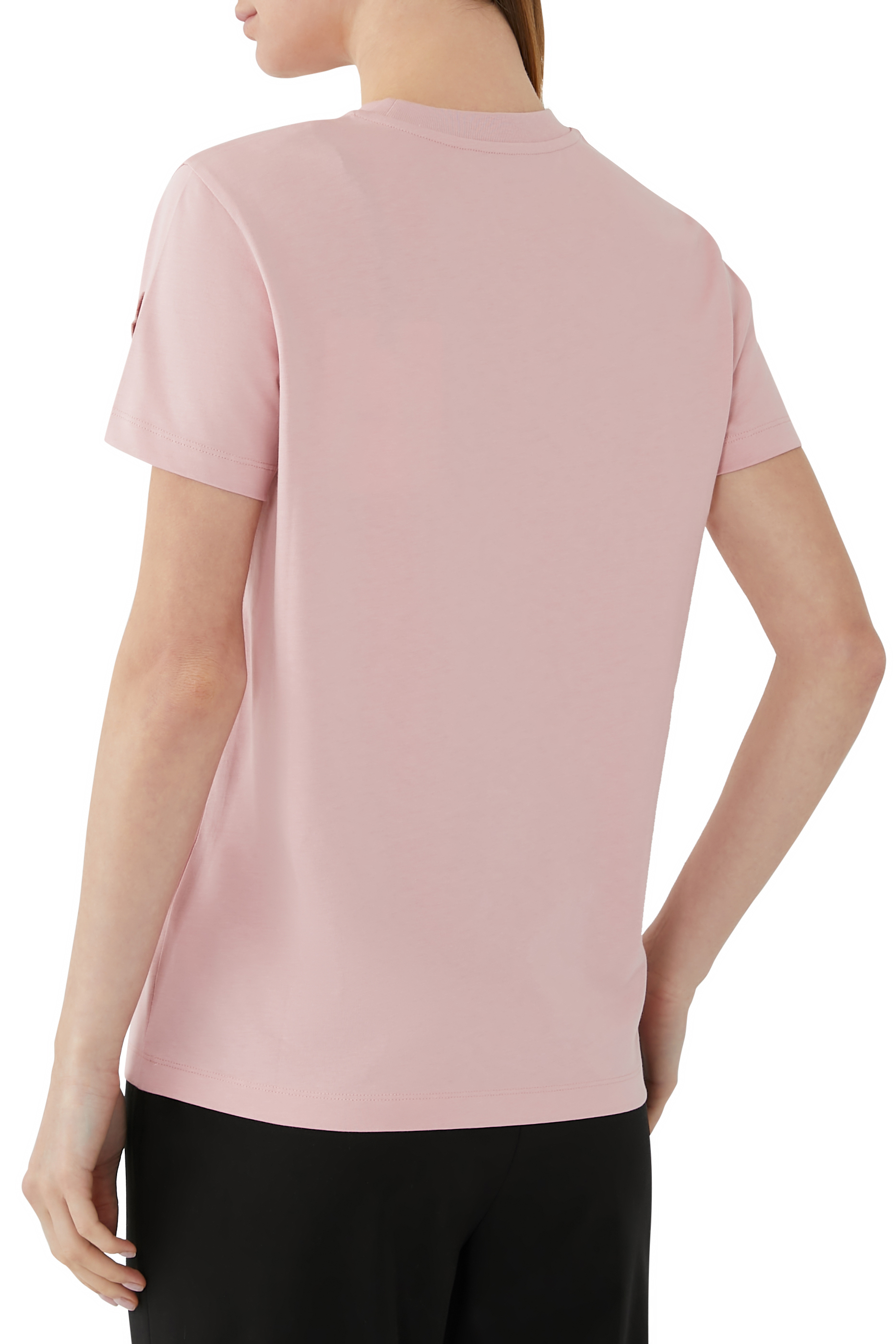 تيشيرت برقعة شعار الماركة