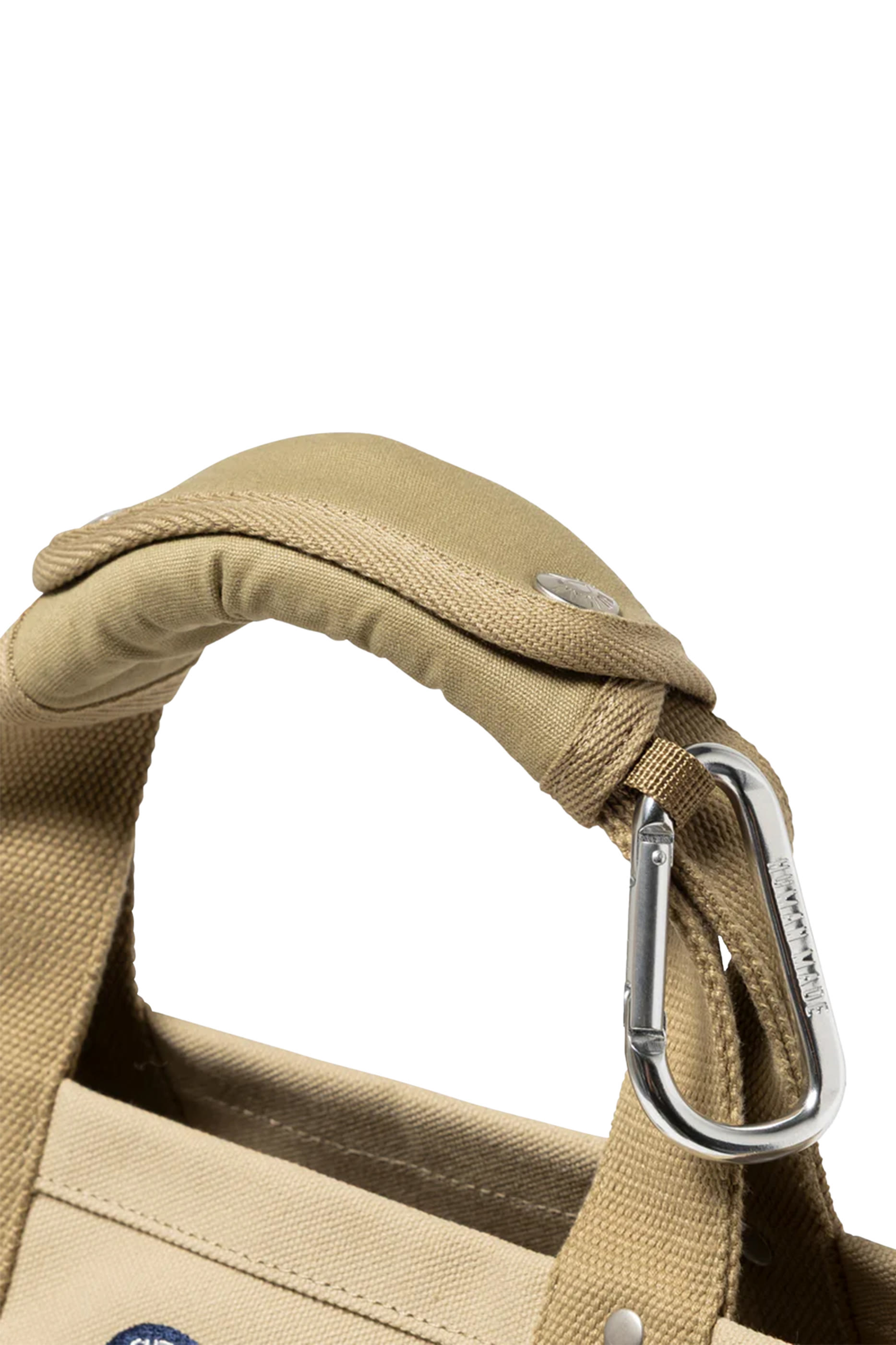 حقيبة يد متوسطة