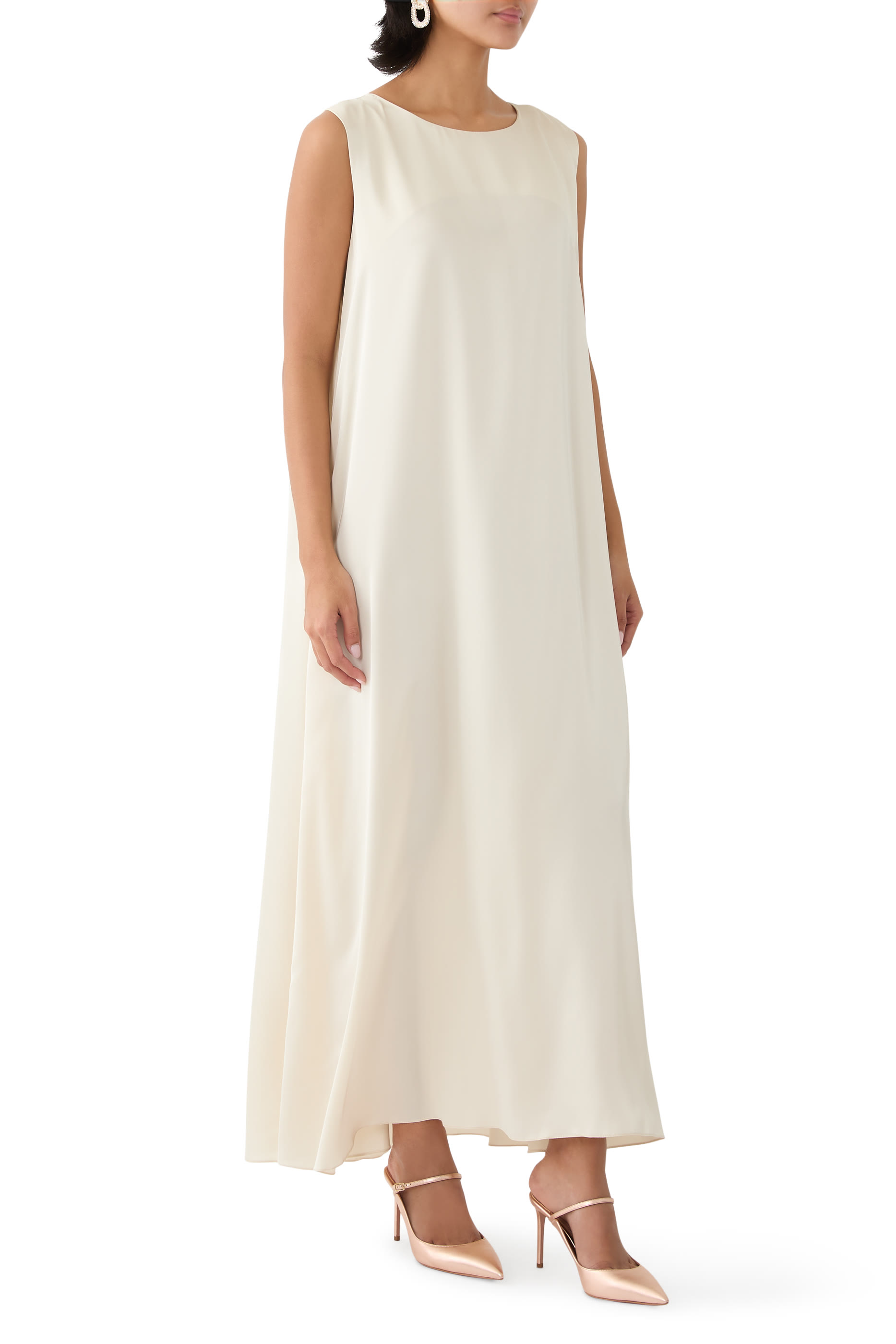 معطف طويل بأكمام مطرزة